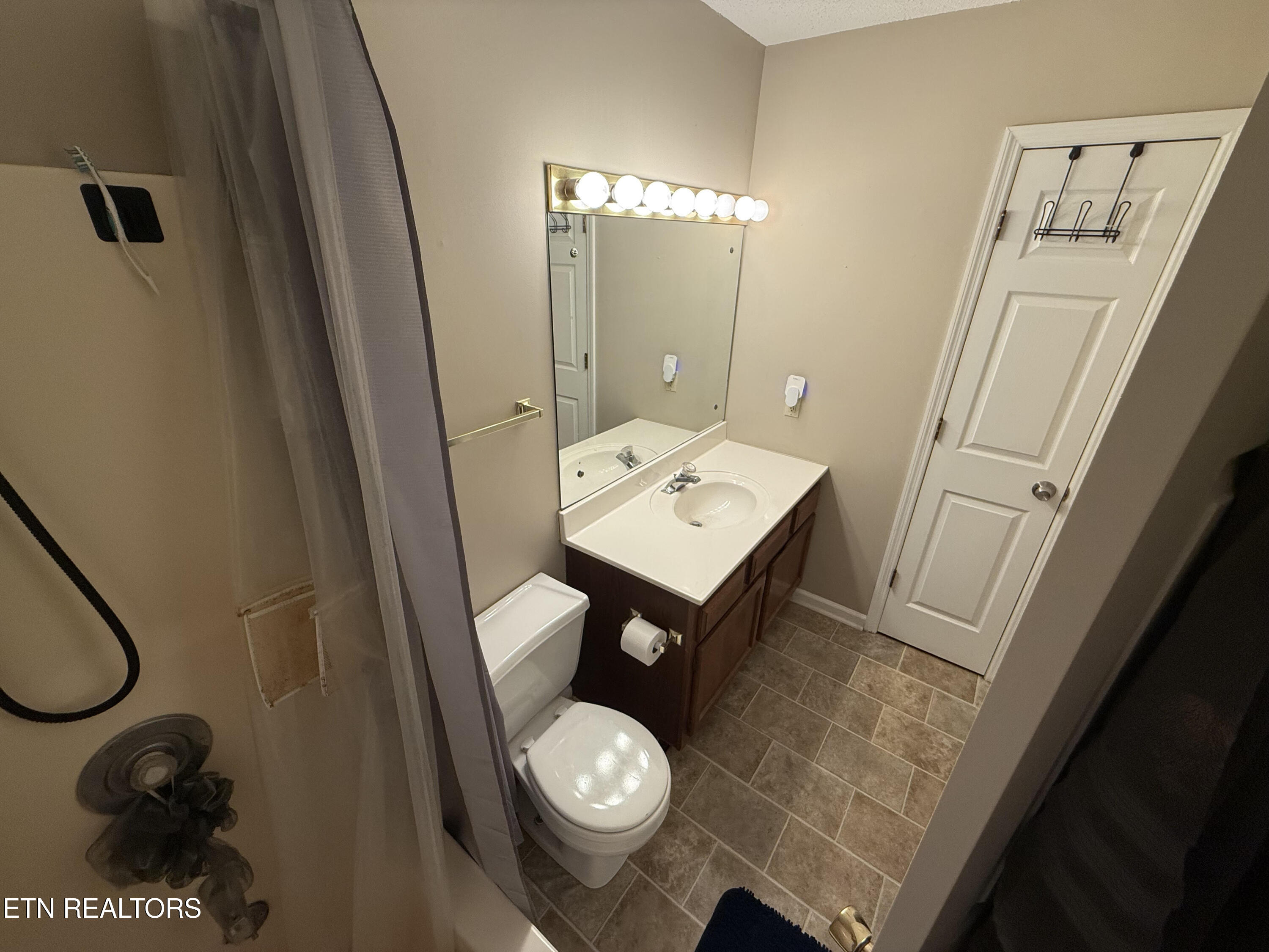 437 S Gallaher View Road Knoxville TN 37919