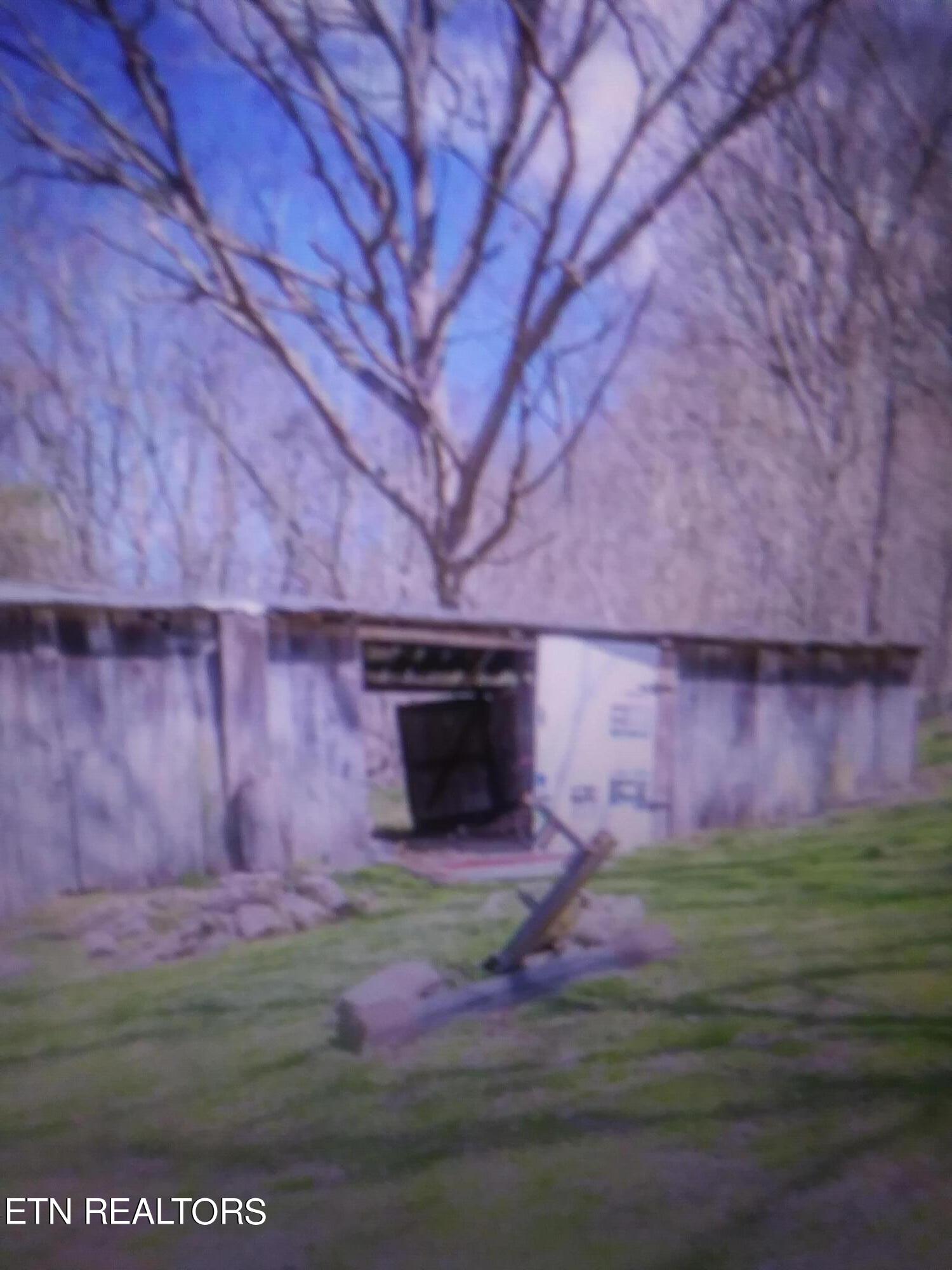 287 Edith Lane Washburn TN 37888
