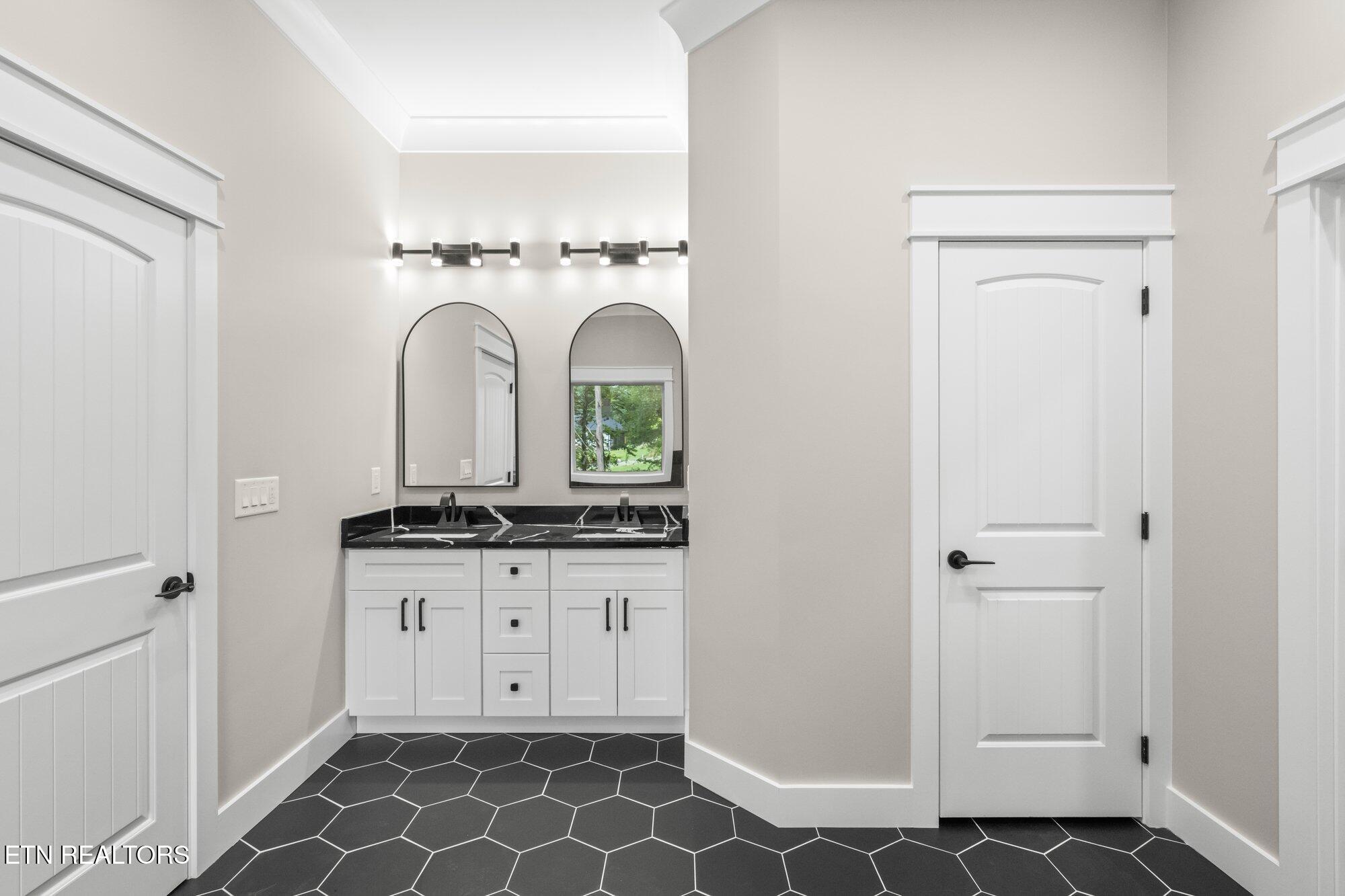 104 Noya Lane Loudon TN 37774