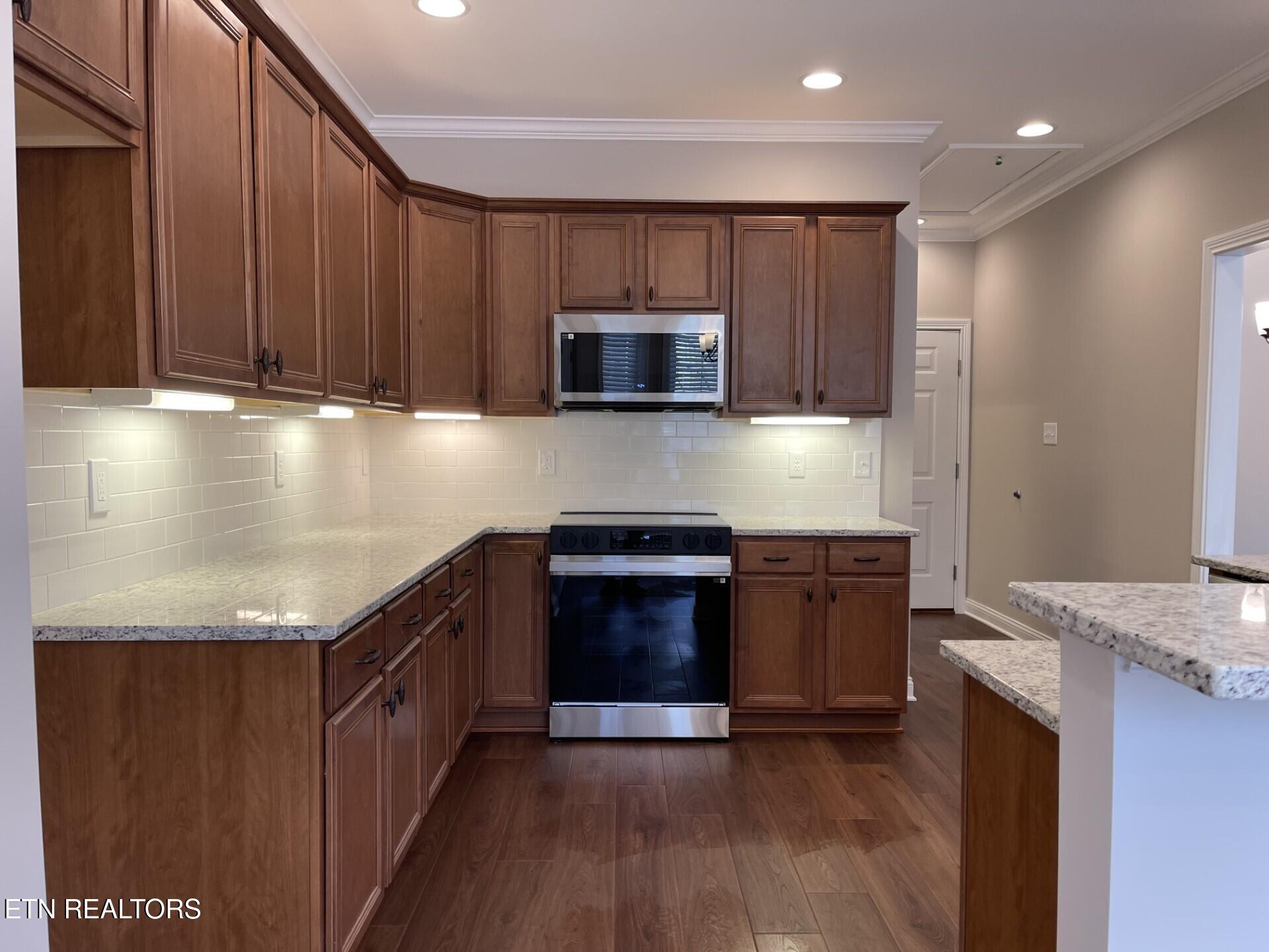 575 Chimney Rock Drive Lenoir City TN 37771