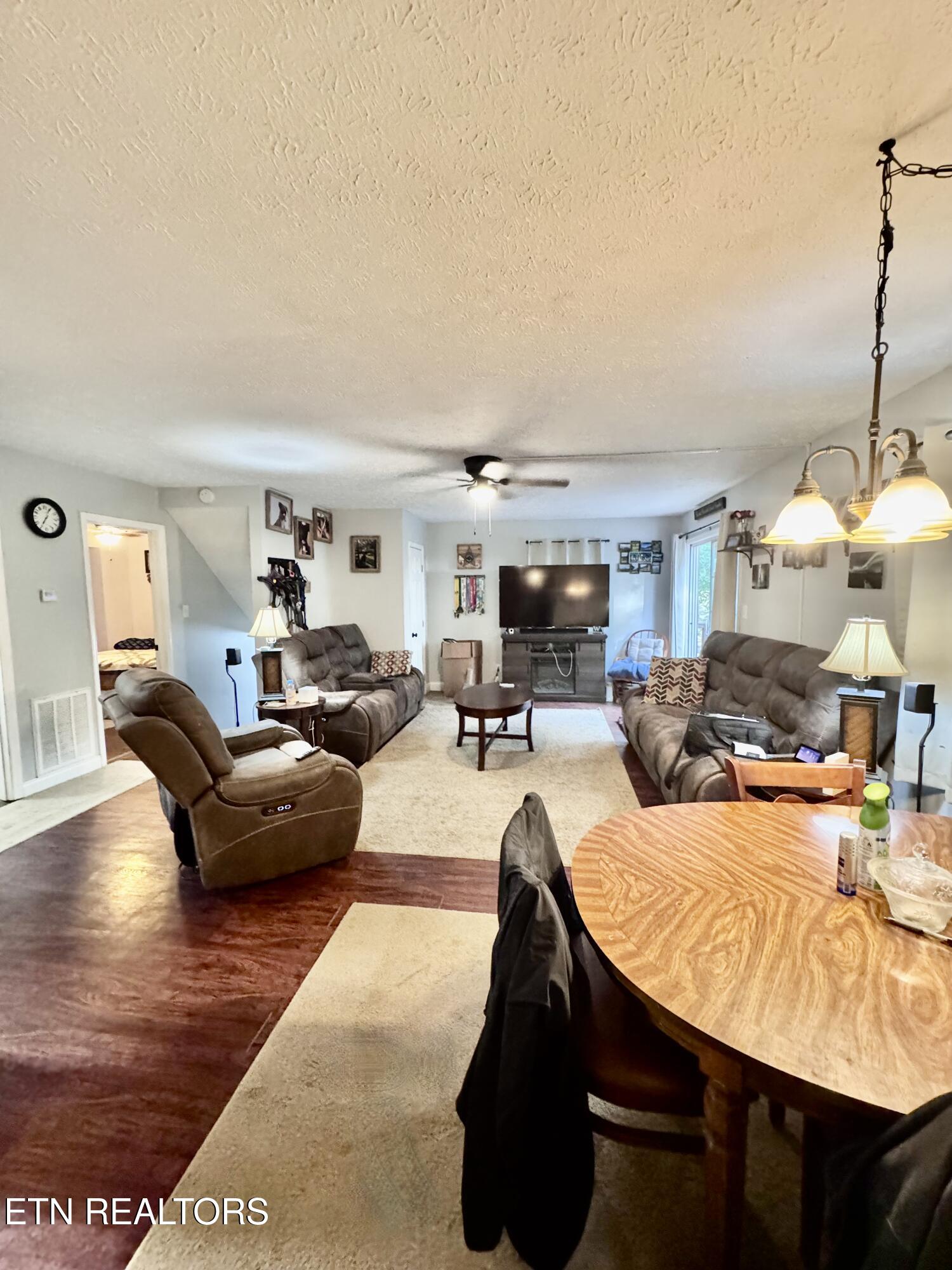1407 E Park Lane Sevierville TN 37876