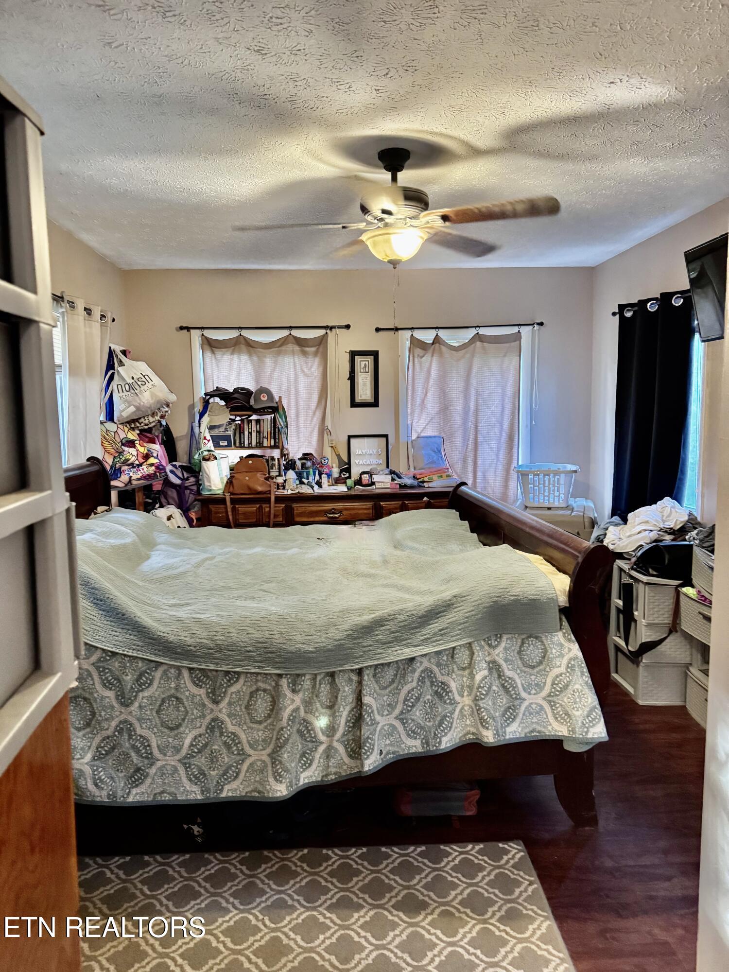 1407 E Park Lane Sevierville TN 37876