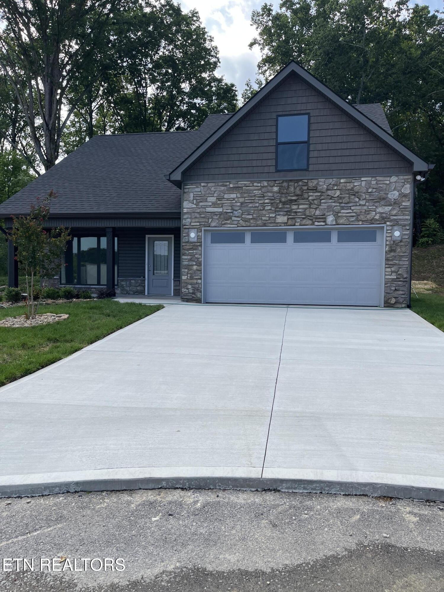 2431 Lena George Lane Knoxville TN 37931
