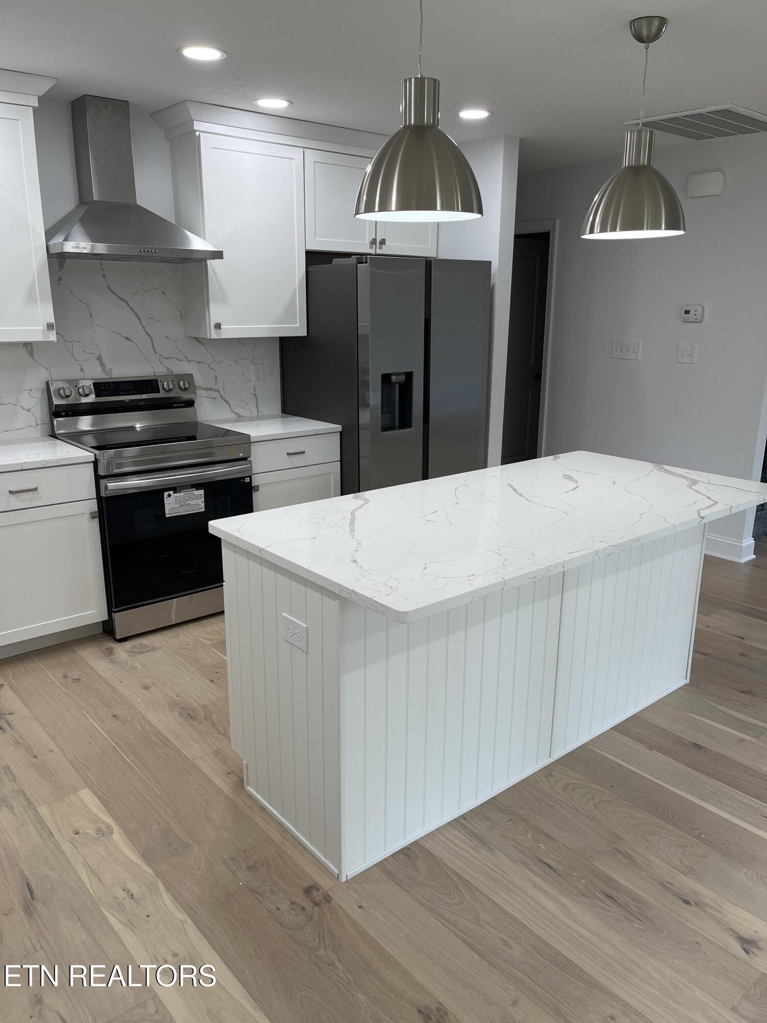 2431 Lena George Lane Knoxville TN 37931