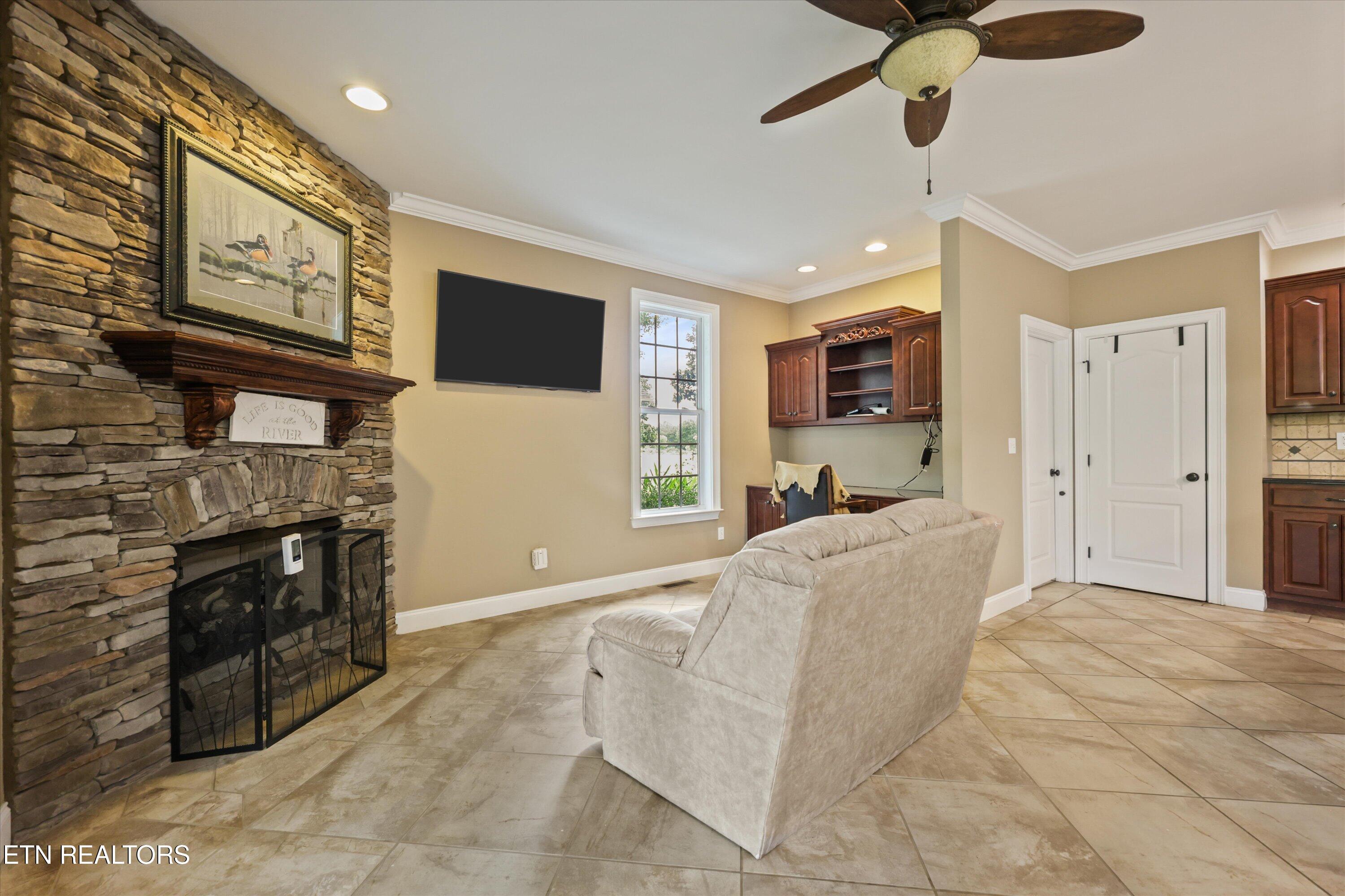 215 NE River Bend Trail Charleston TN 37310