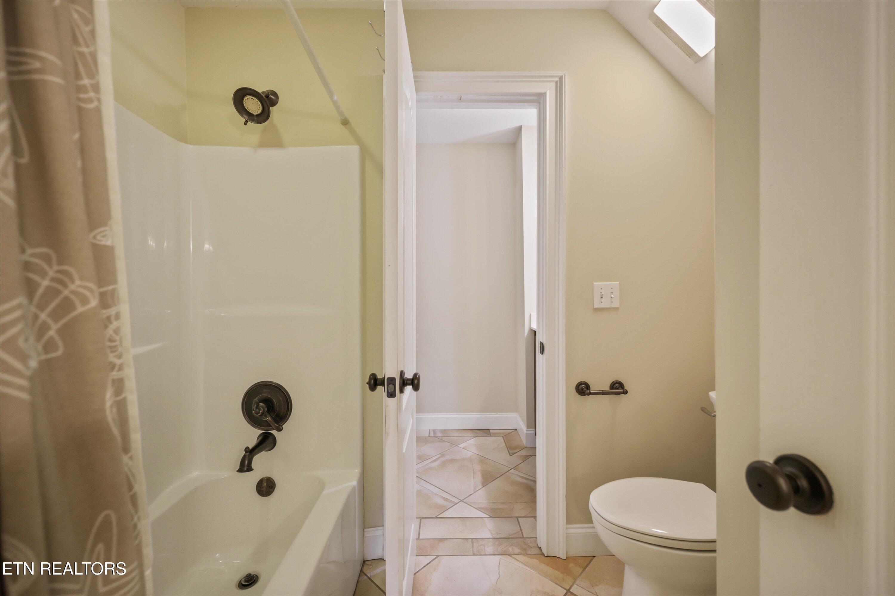 215 NE River Bend Trail Charleston TN 37310