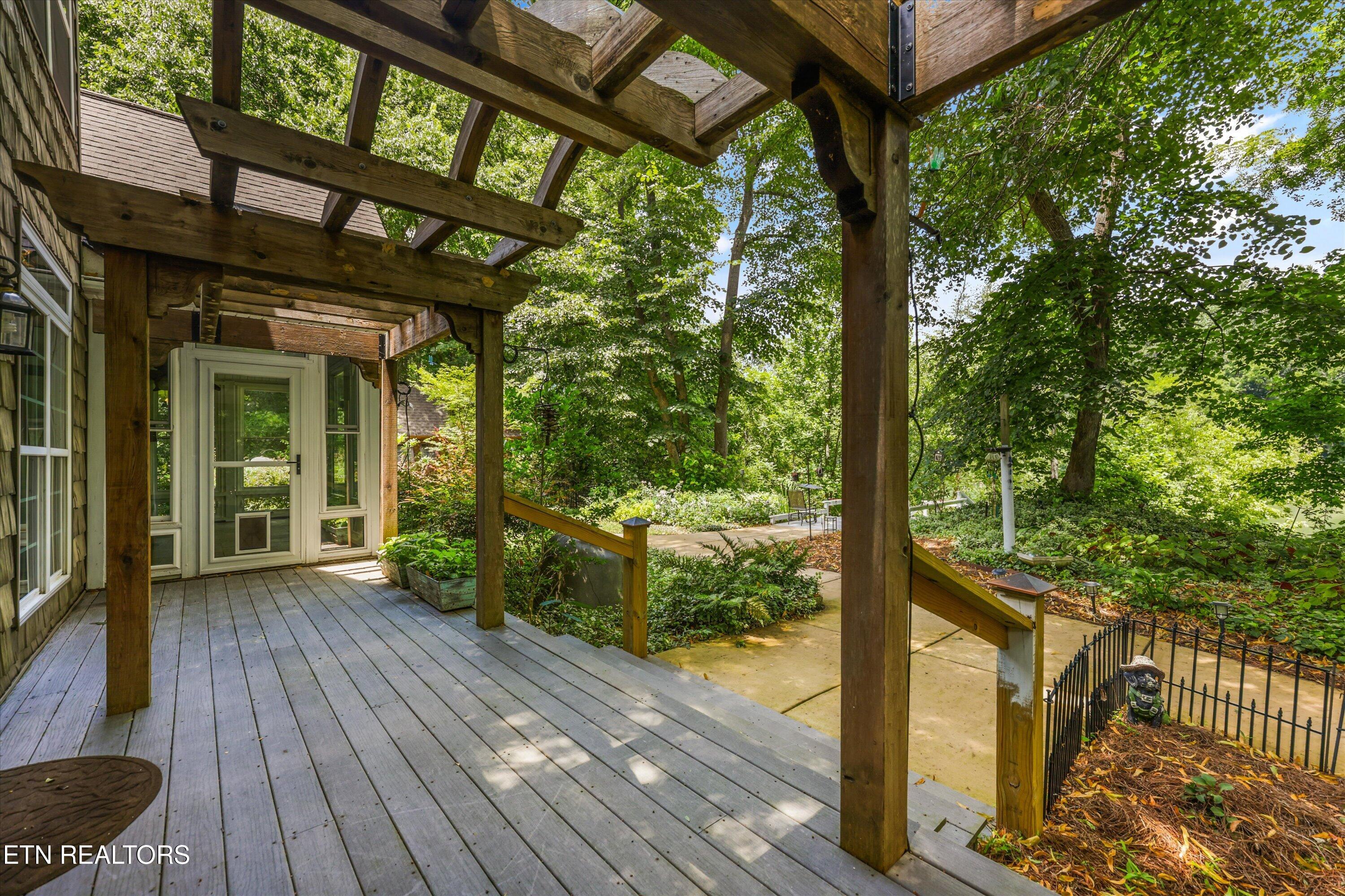 215 NE River Bend Trail Charleston TN 37310