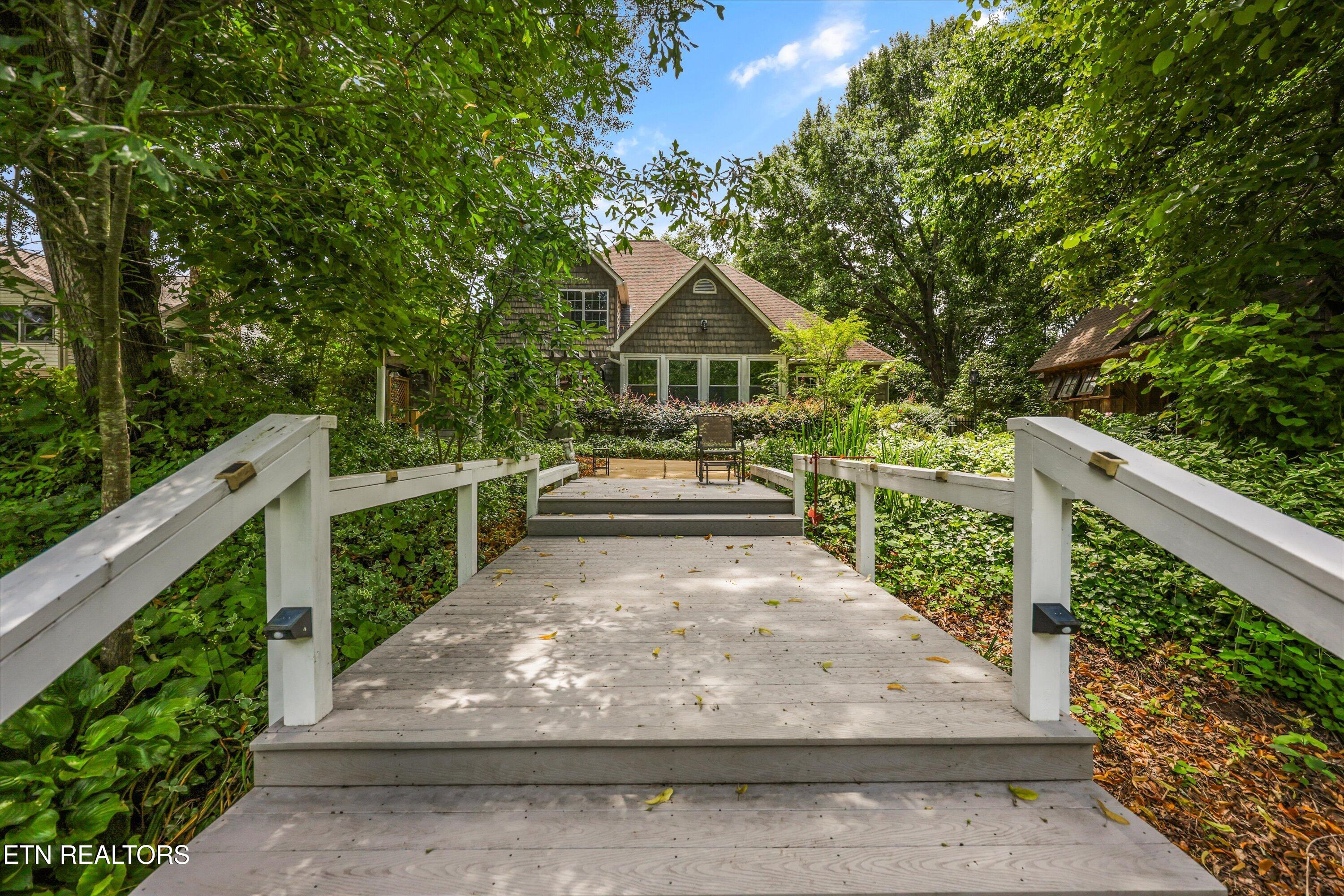 215 NE River Bend Trail Charleston TN 37310
