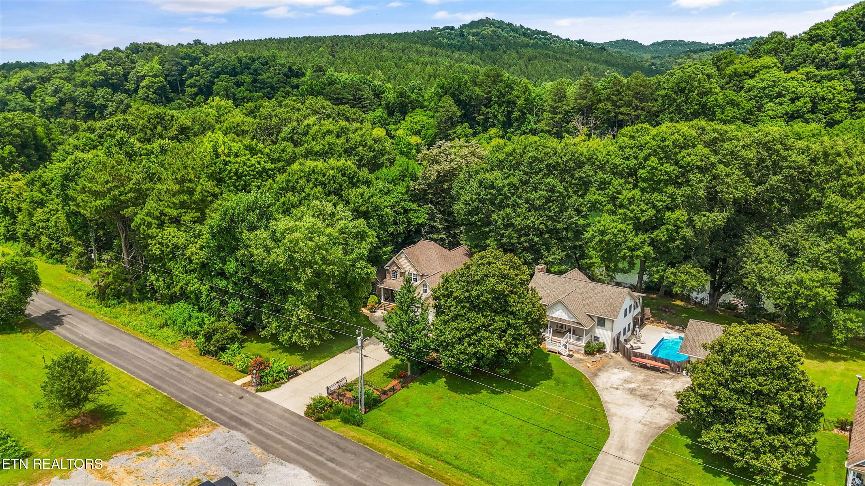 215 NE River Bend Trail Charleston TN 37310