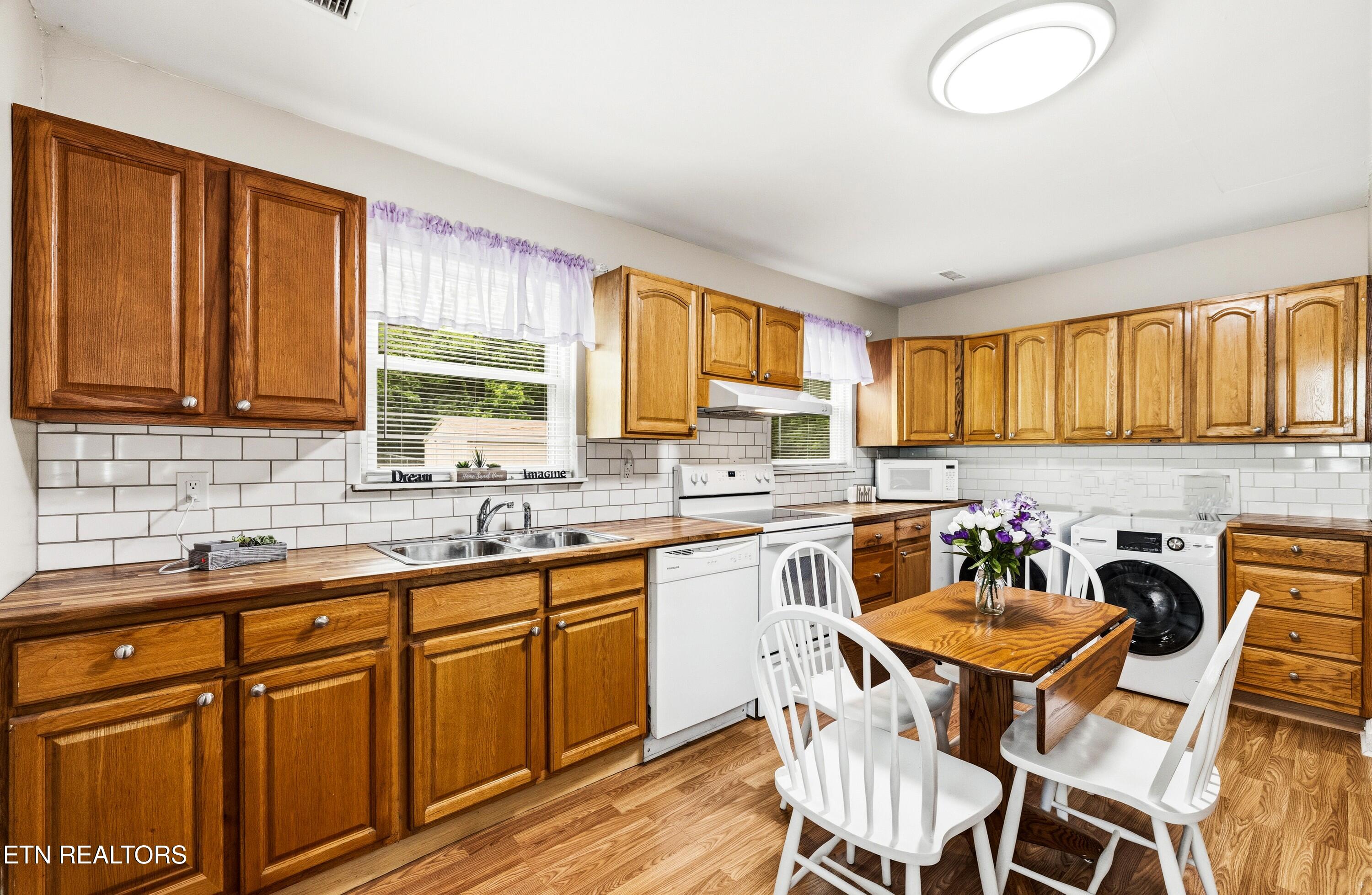 3330 Skyline Drive Knoxville TN 37914