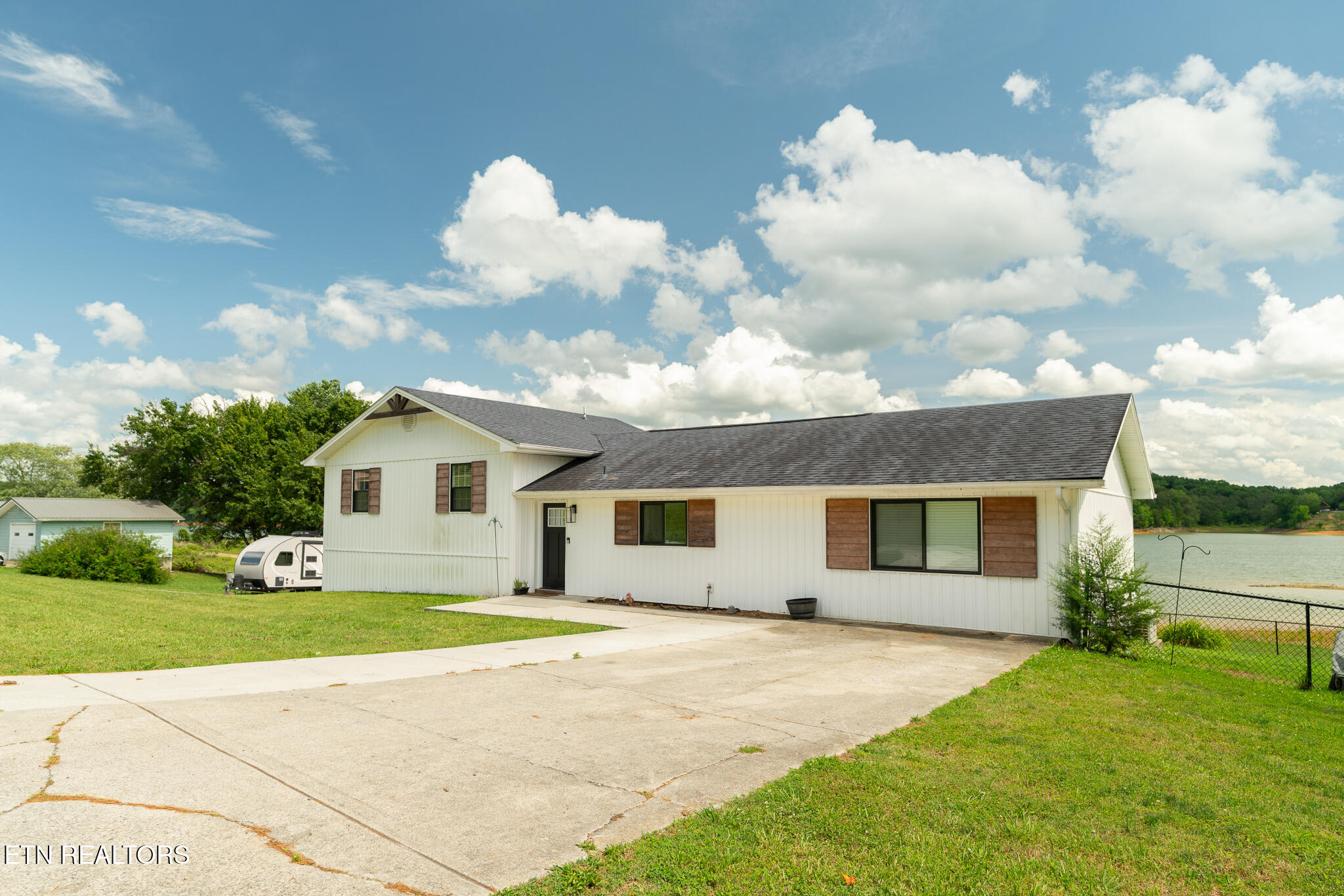 3041 Slate Hill Road Bean Station TN 37708