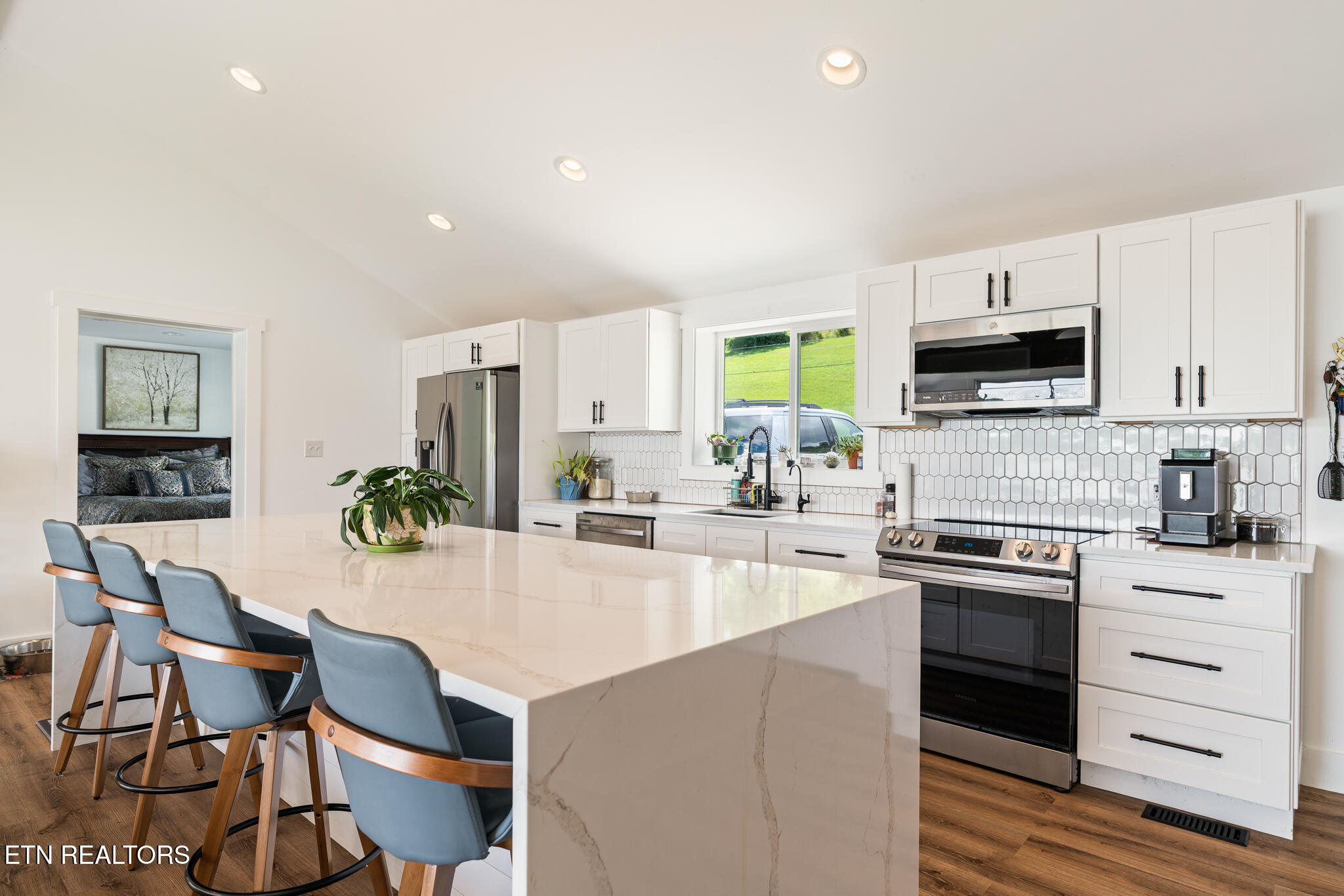 3041 Slate Hill Road Bean Station TN 37708