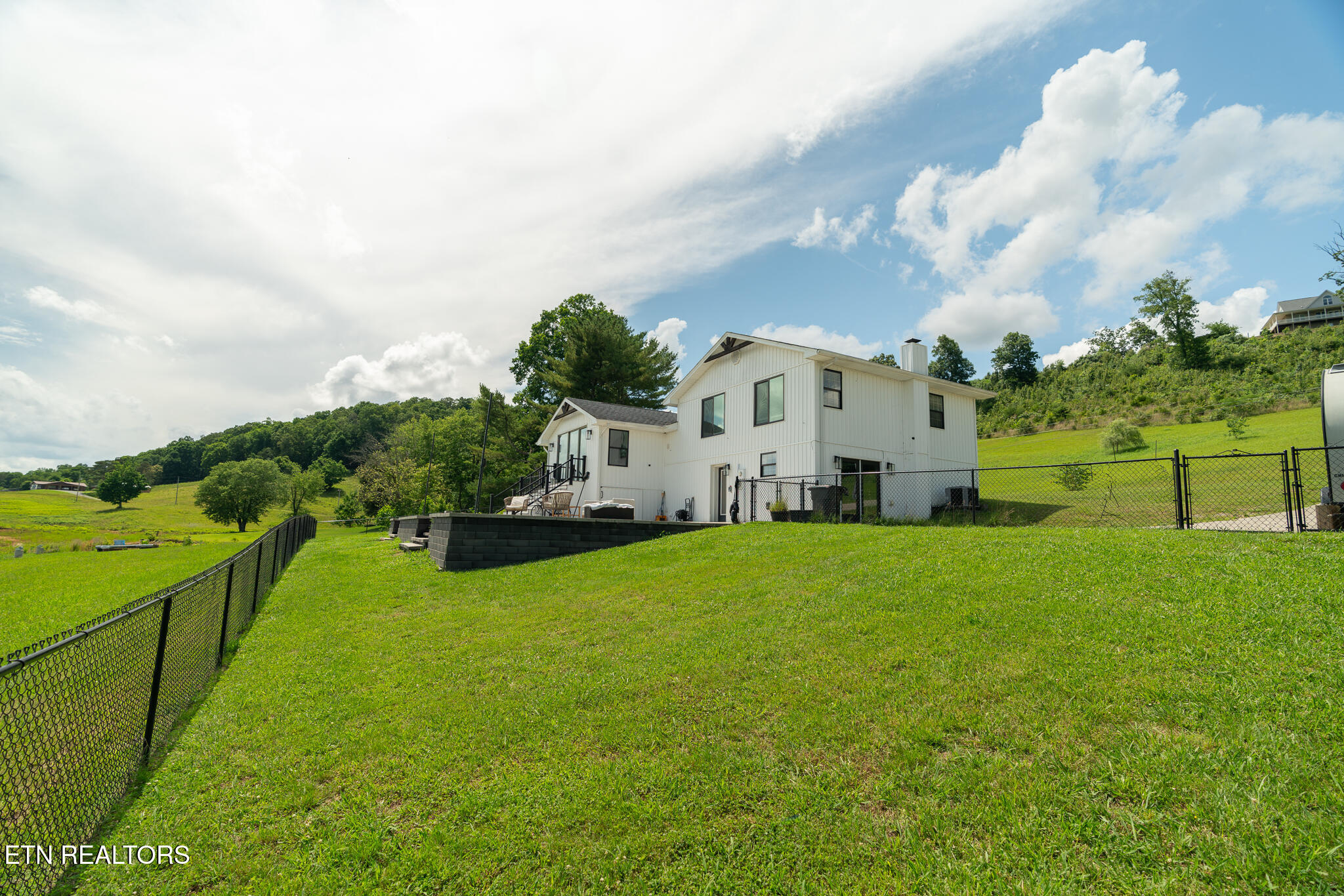 3041 Slate Hill Road Bean Station TN 37708