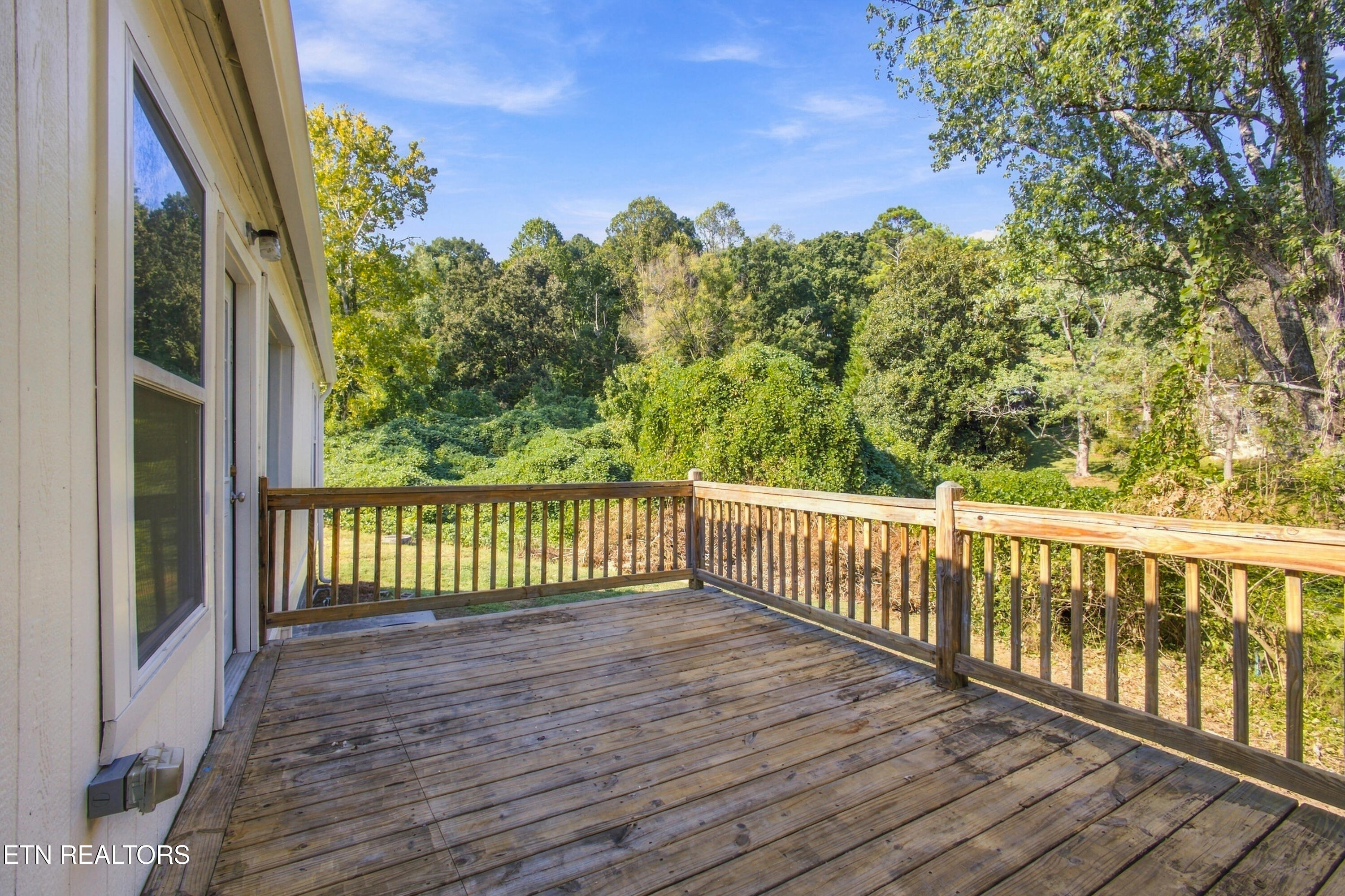 127 Jarrett Lane Oak Ridge TN 37830