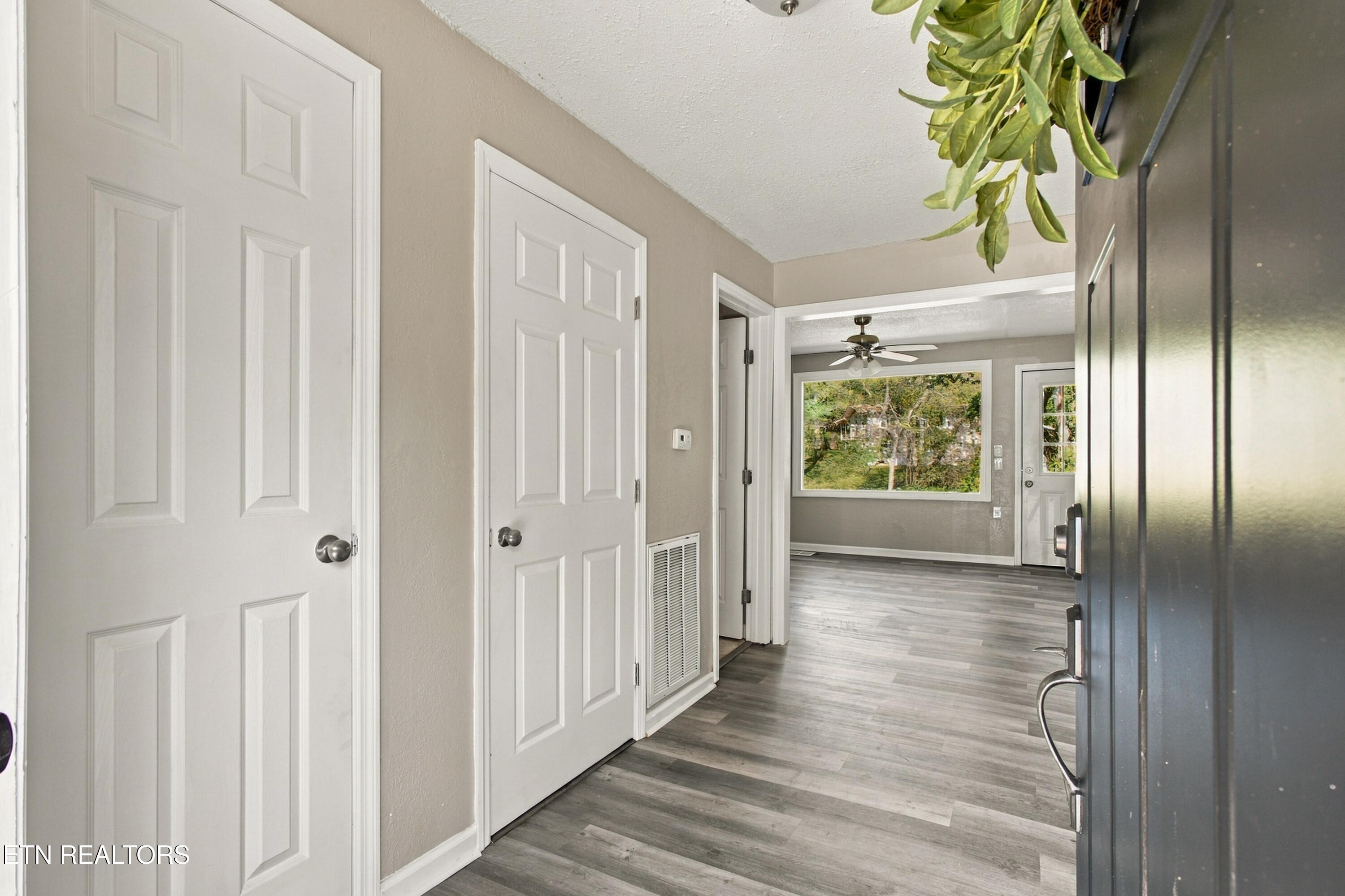 127 Jarrett Lane Oak Ridge TN 37830