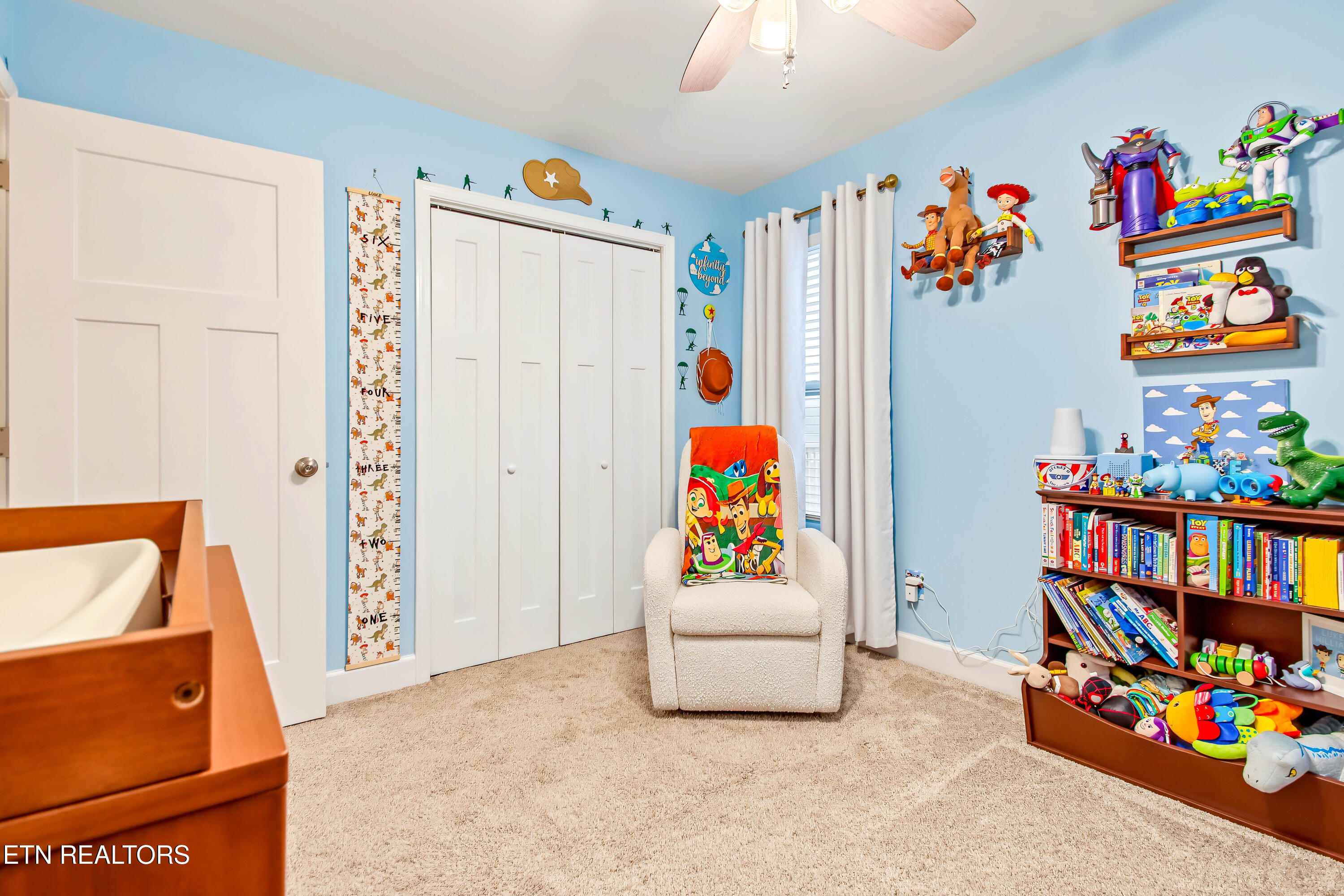 101 Jason Hovater Way Clinton TN 37716