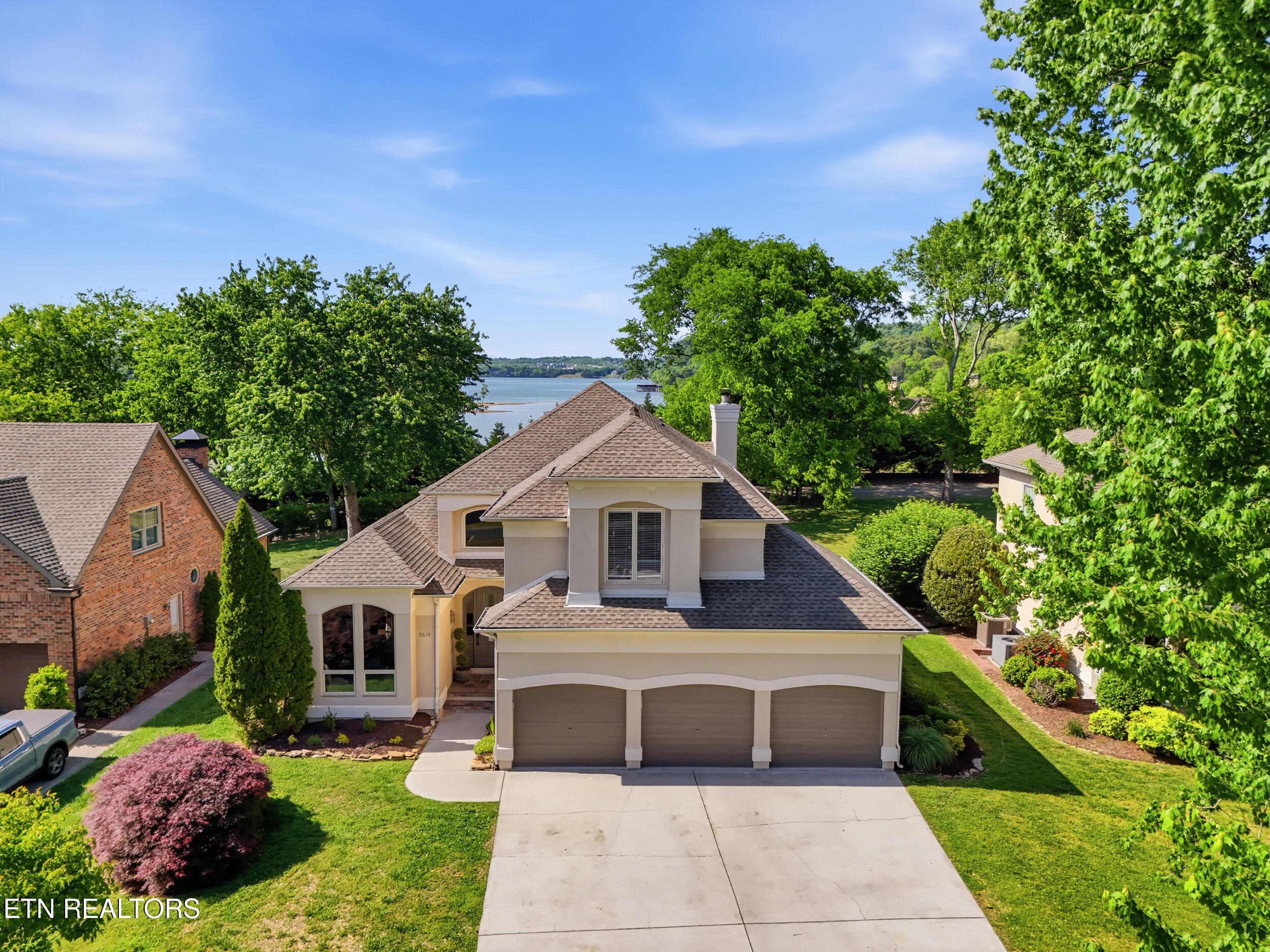 9619 Mariners Pointe Knoxville TN 37922
