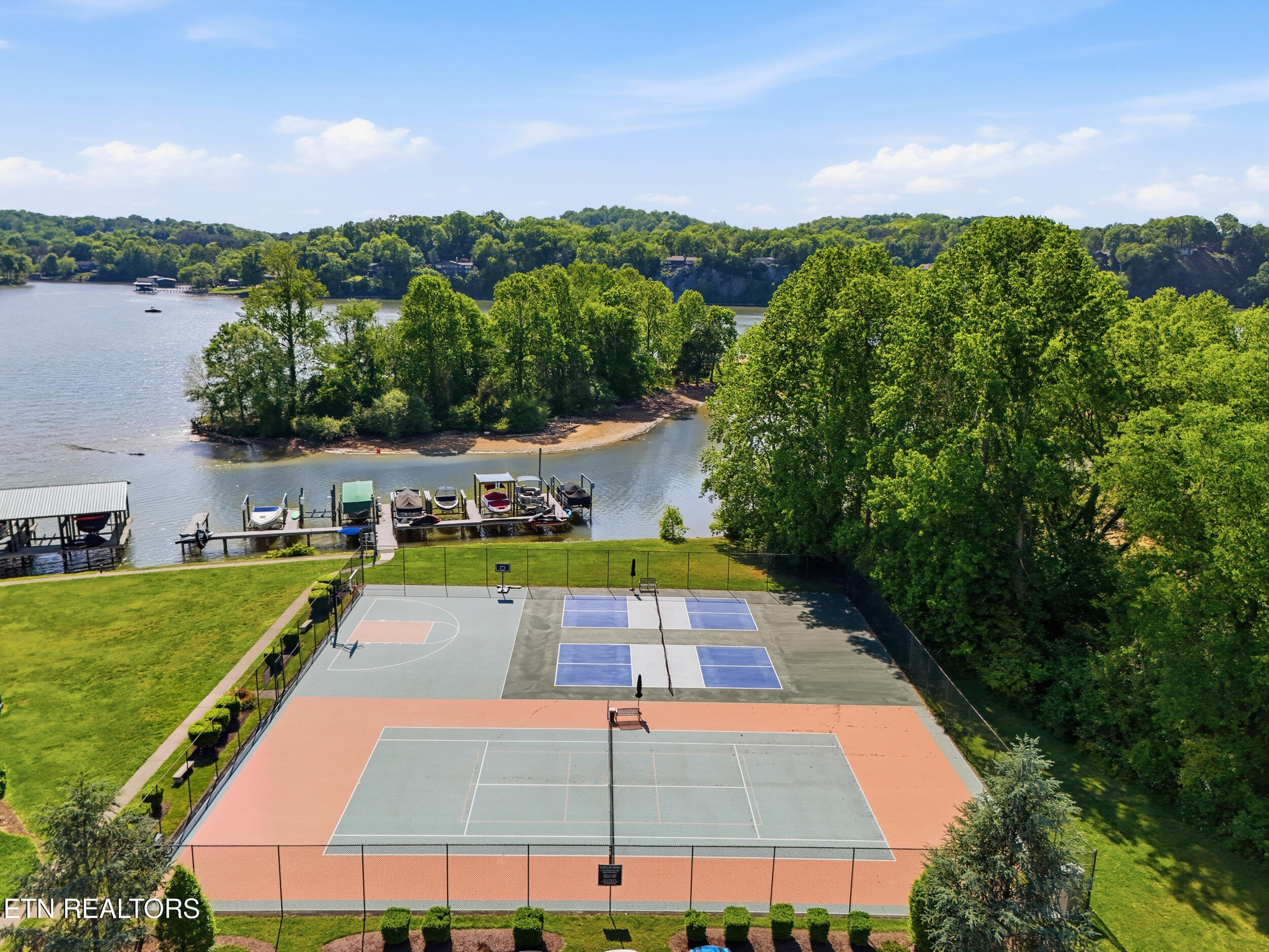 9619 Mariners Pointe Knoxville TN 37922
