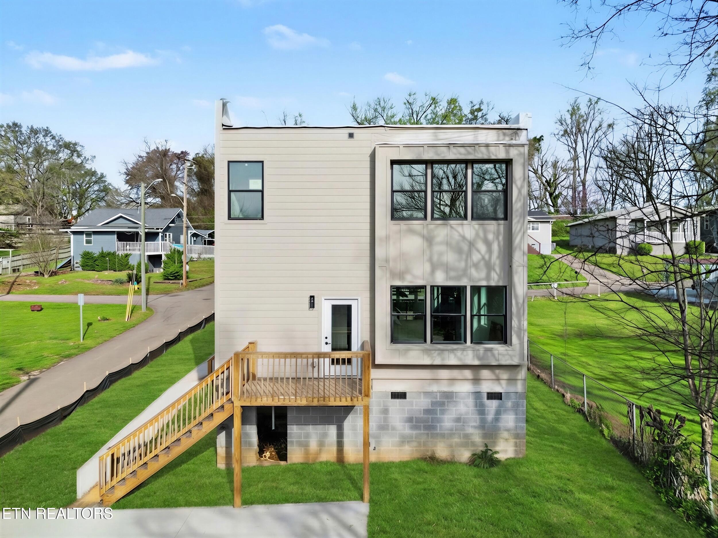 2816 Nichols Avenue Knoxville TN 37917