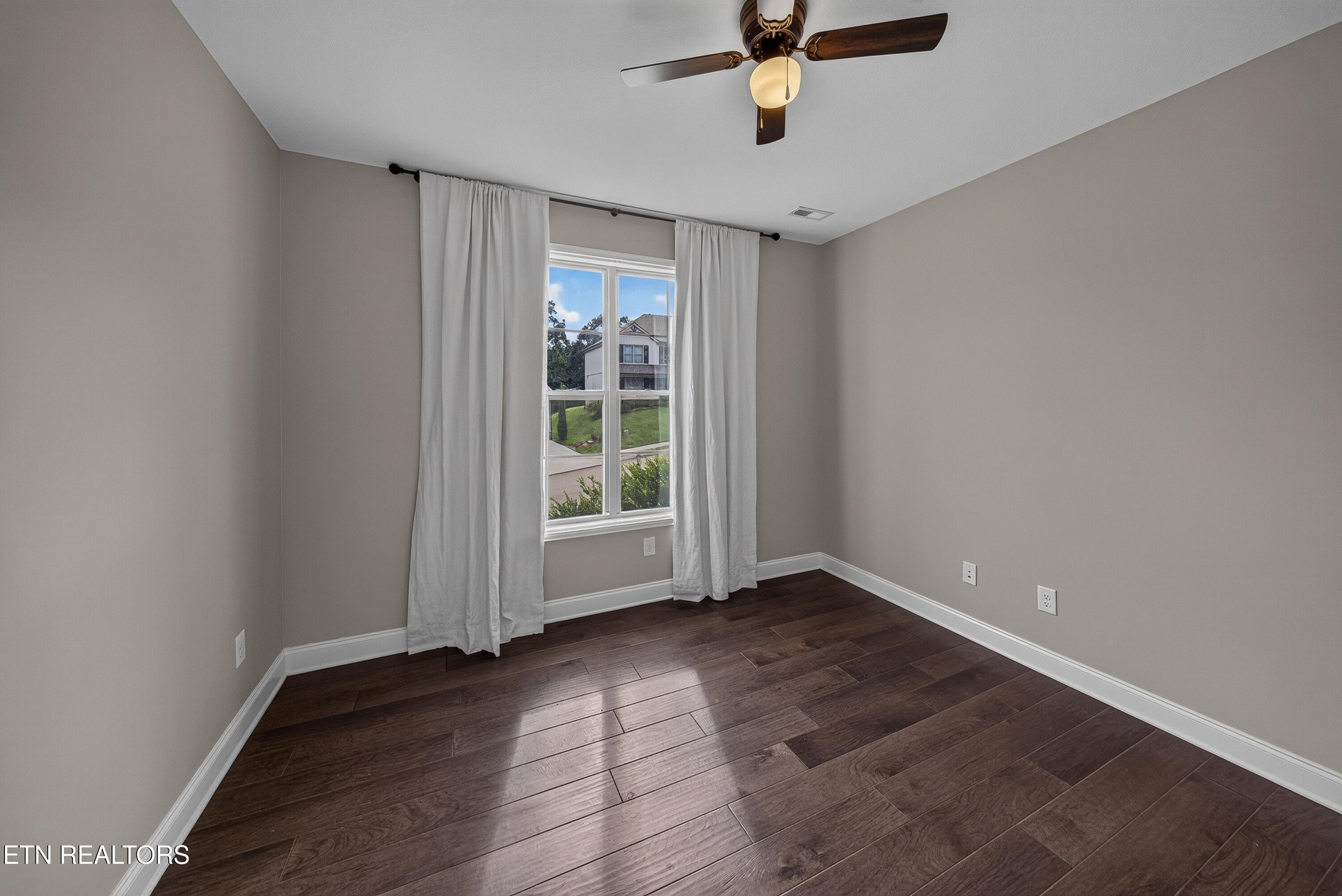 2043 Highlands Ridge Lane Knoxville TN 37932
