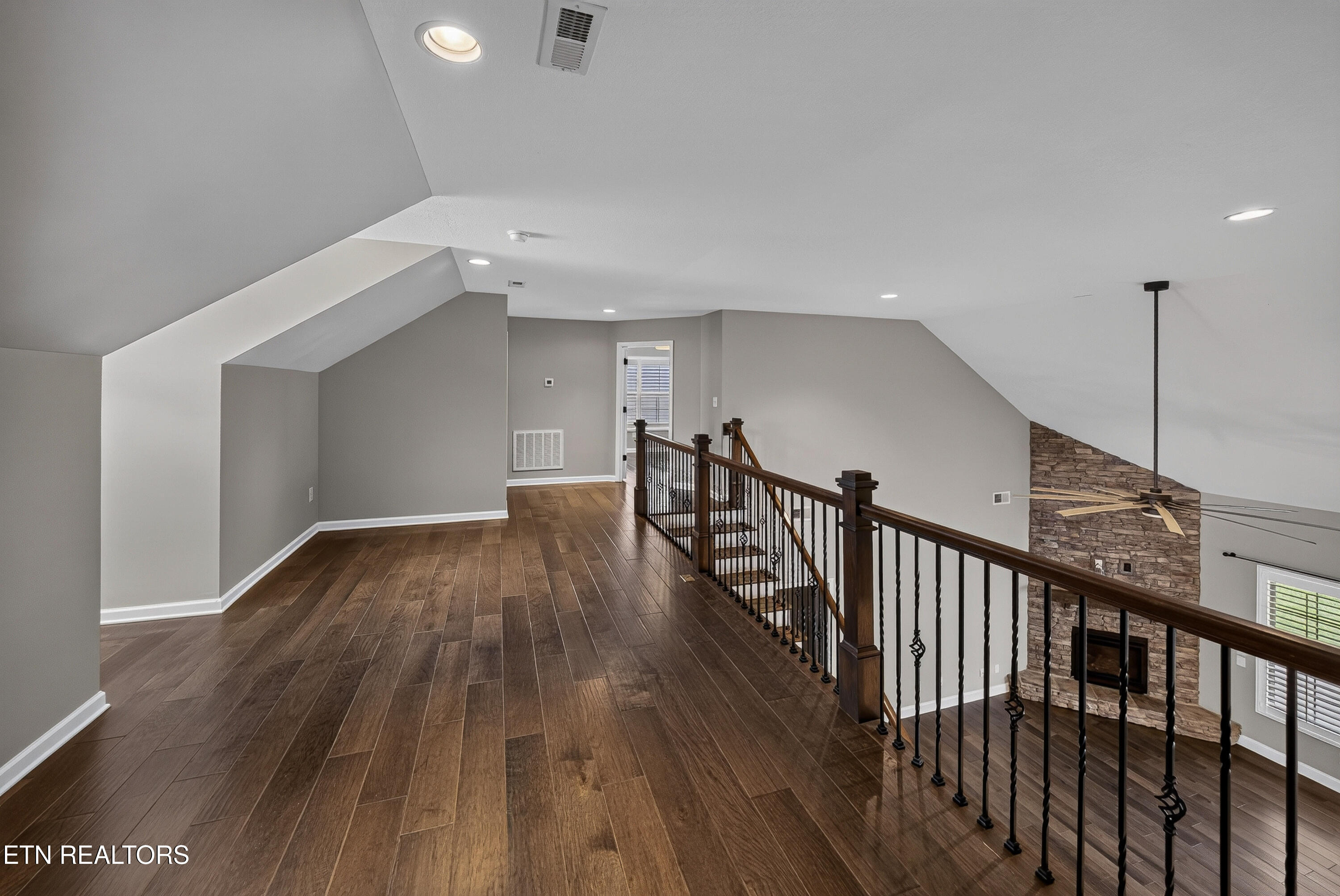 2043 Highlands Ridge Lane Knoxville TN 37932