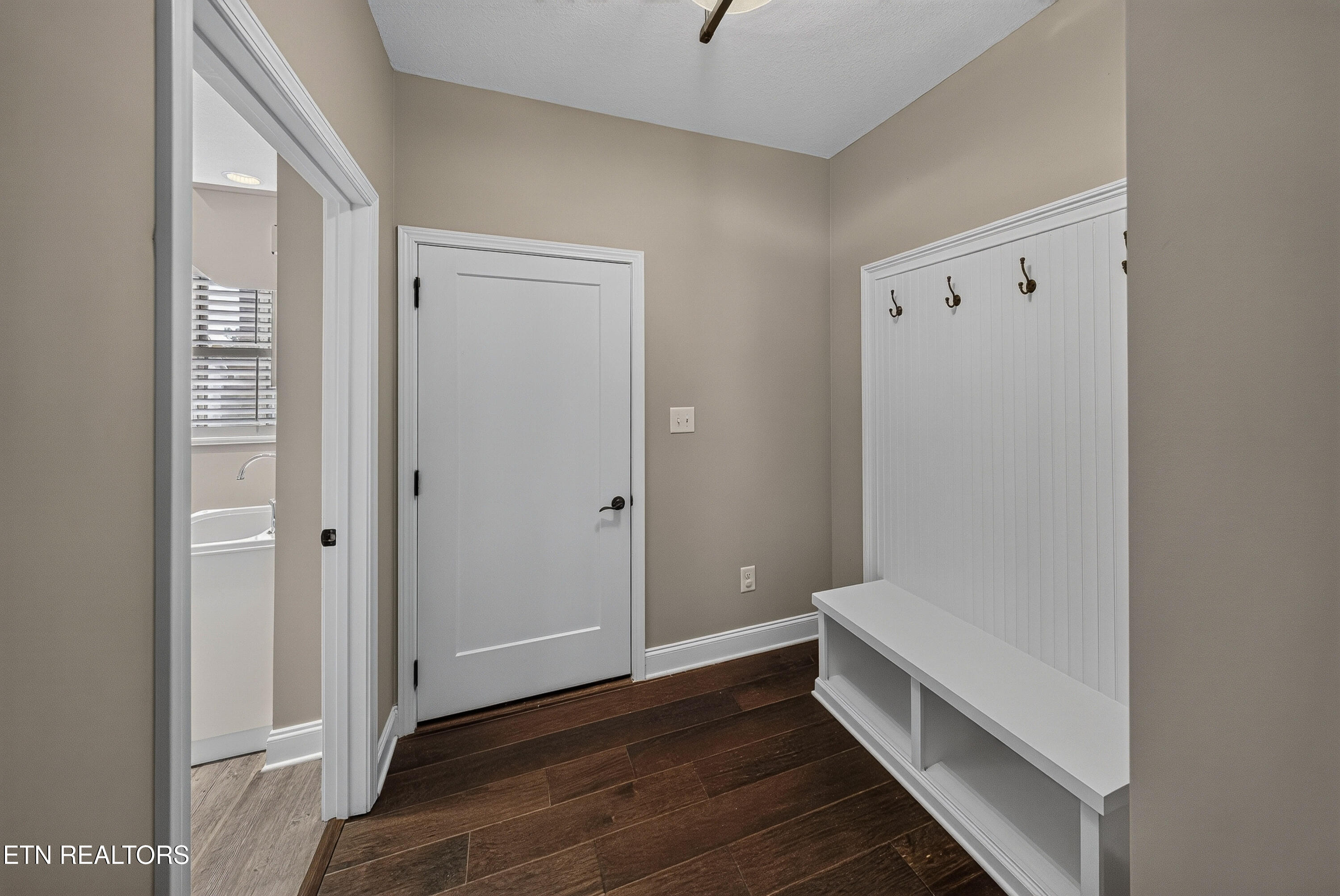 2043 Highlands Ridge Lane Knoxville TN 37932