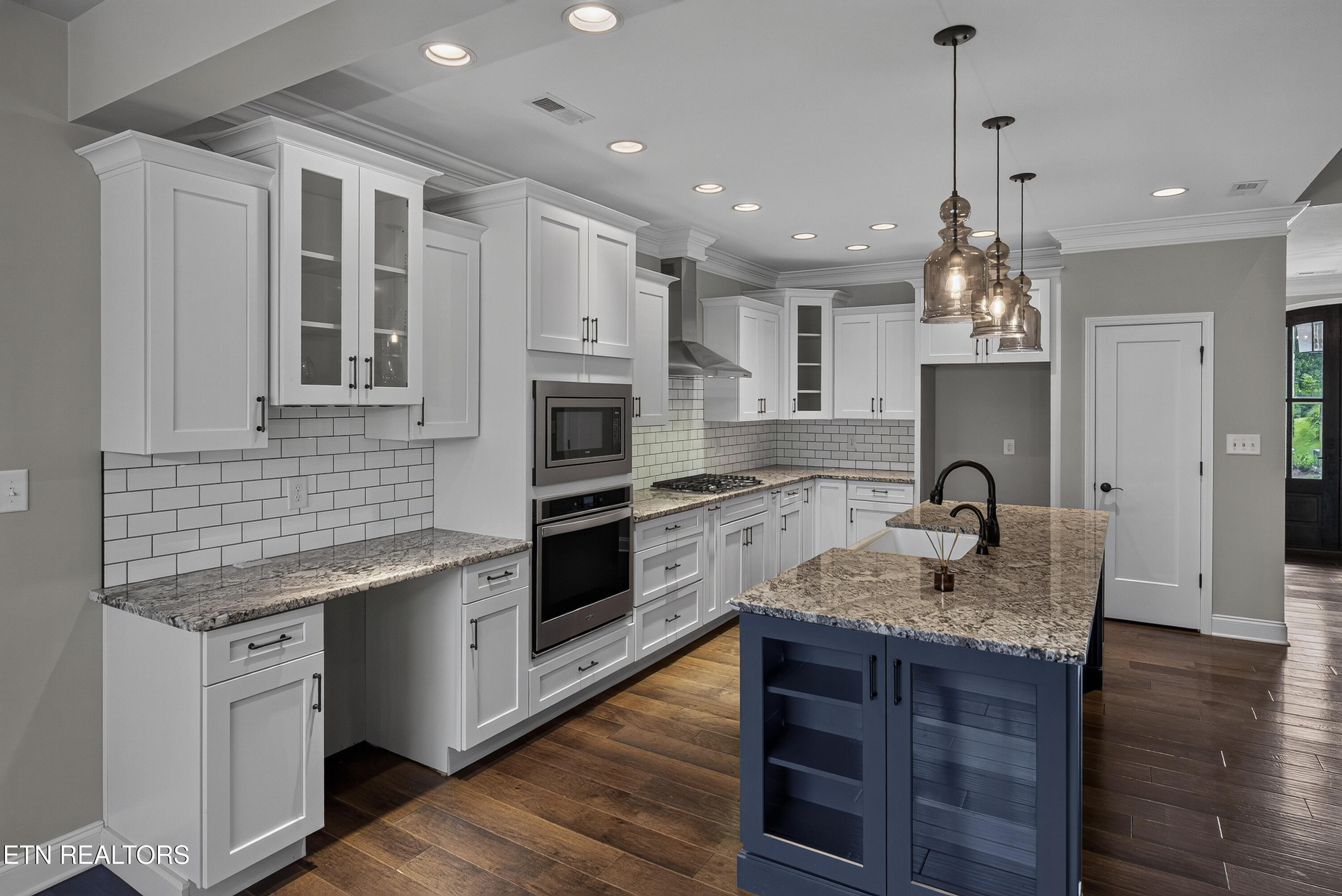 2043 Highlands Ridge Lane Knoxville TN 37932