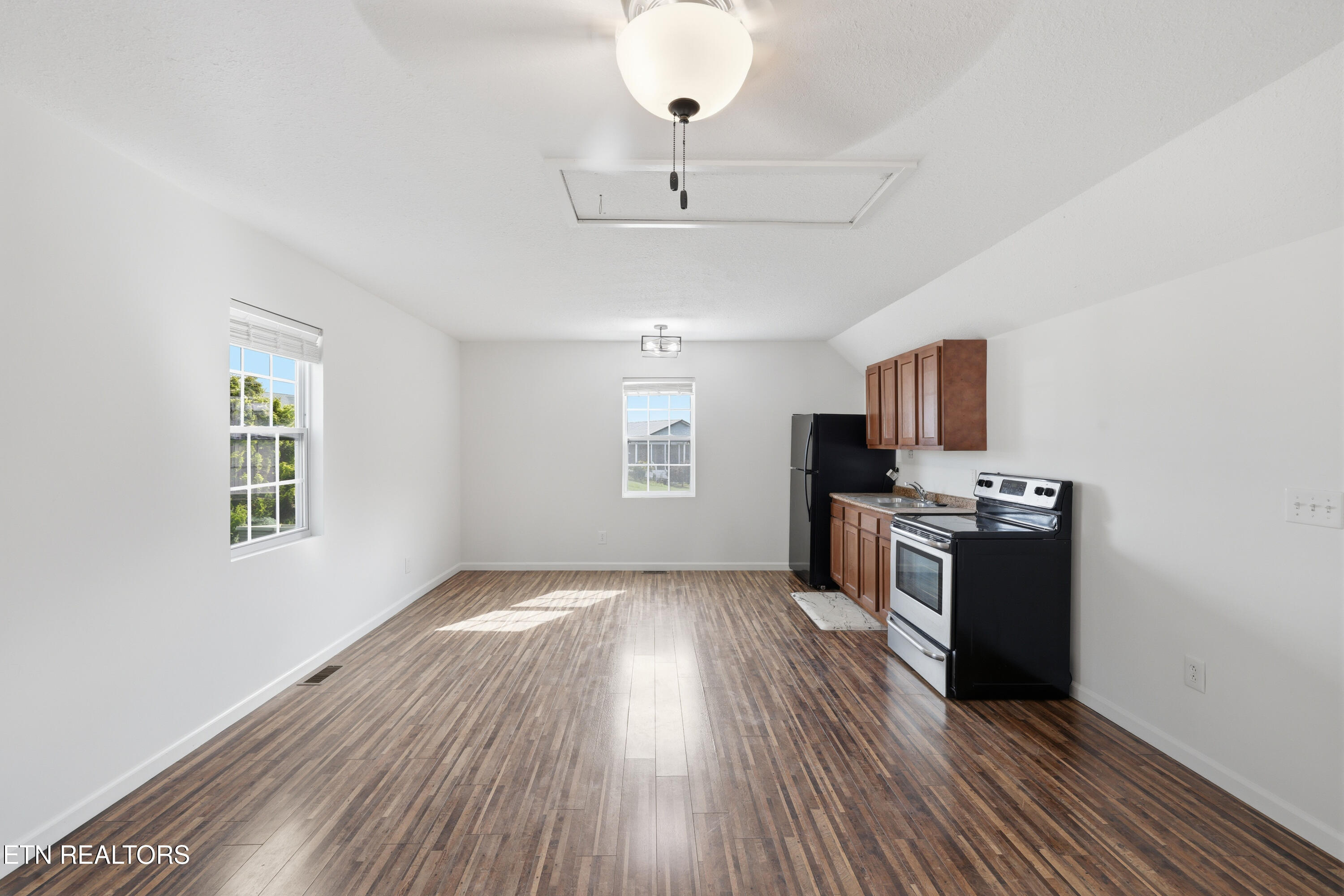 2509 Bay Meadows Way Sevierville TN 37876