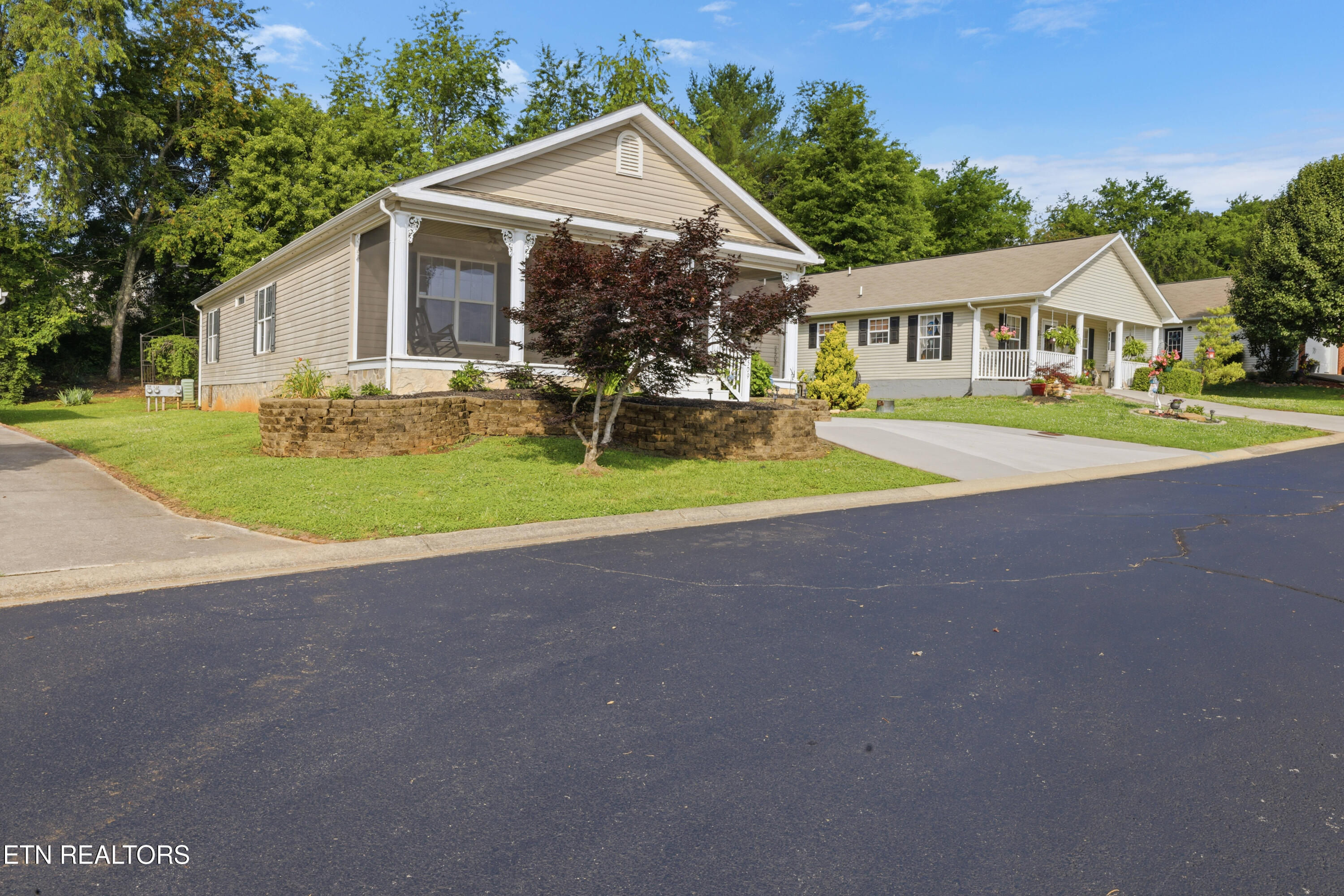2509 Bay Meadows Way Sevierville TN 37876