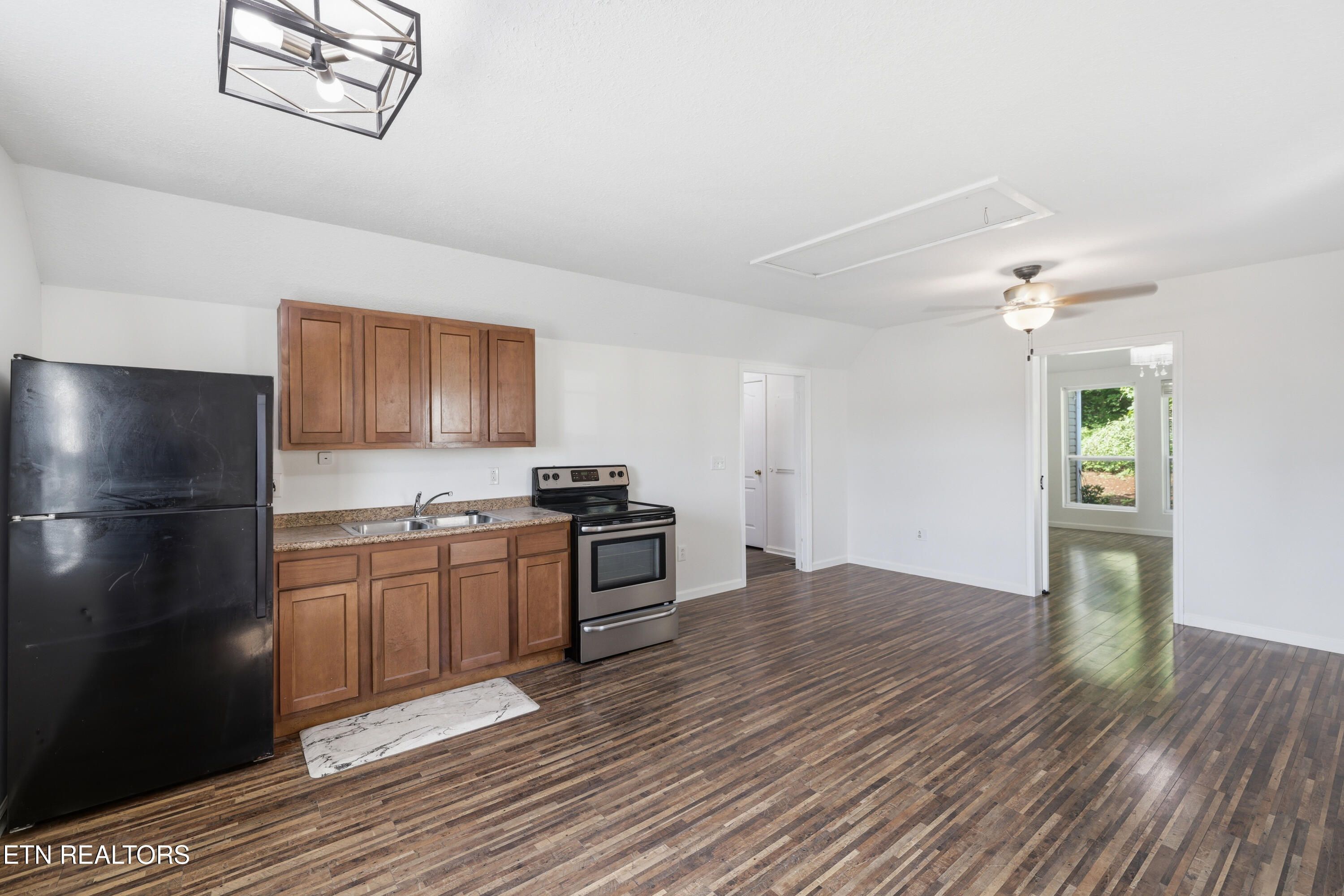 2509 Bay Meadows Way Sevierville TN 37876