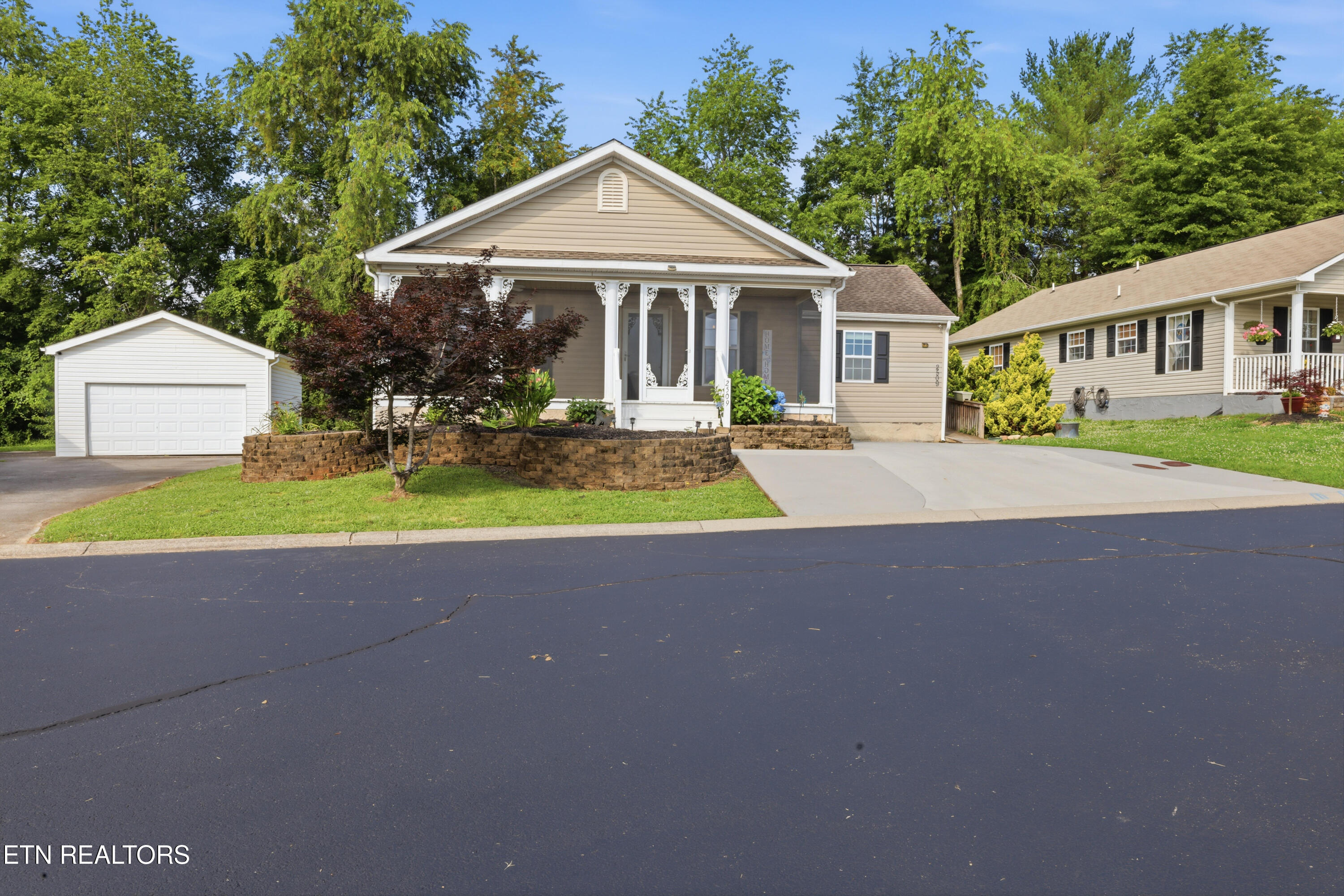 2509 Bay Meadows Way Sevierville TN 37876