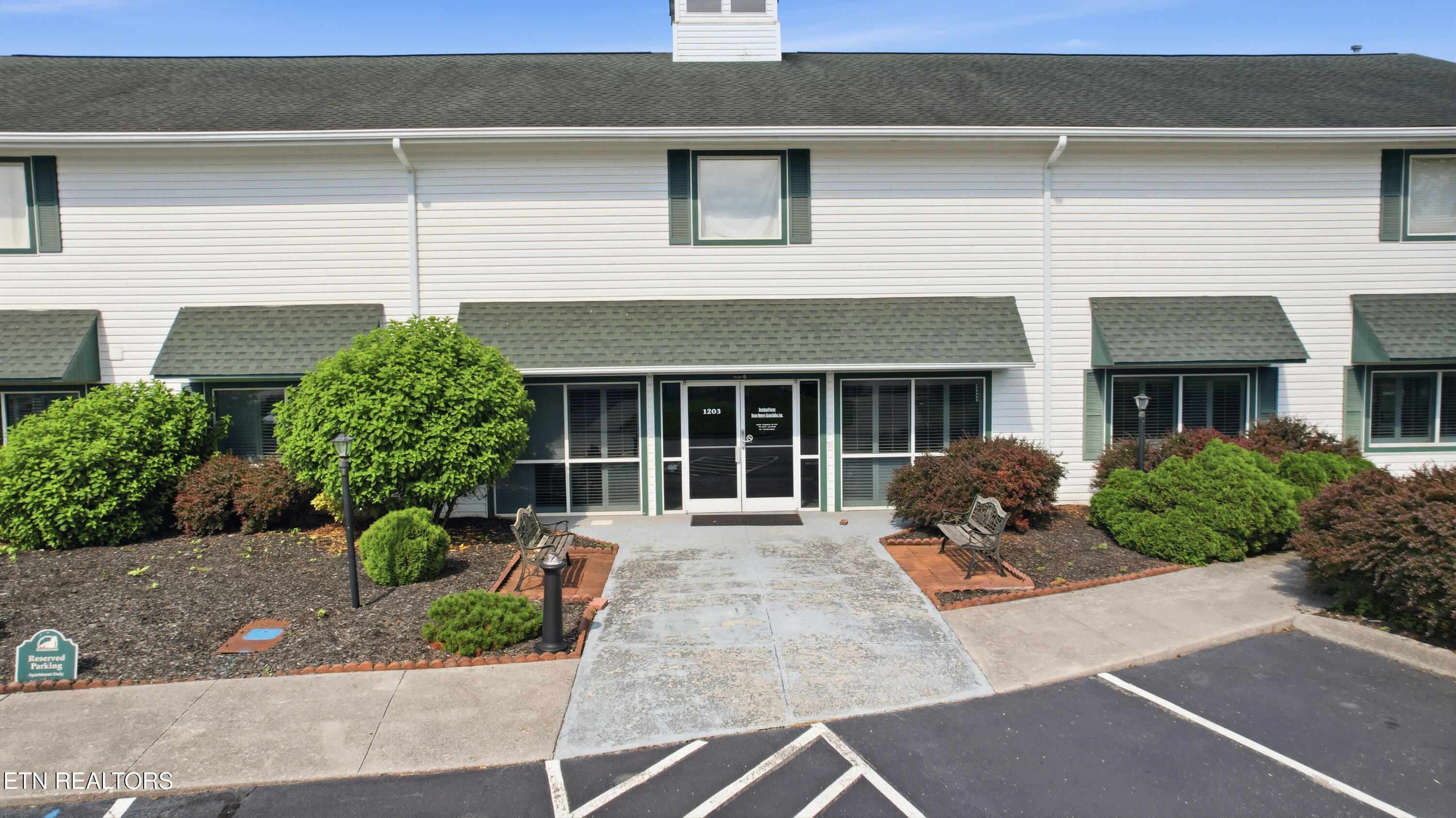 2509 Bay Meadows Way Sevierville TN 37876