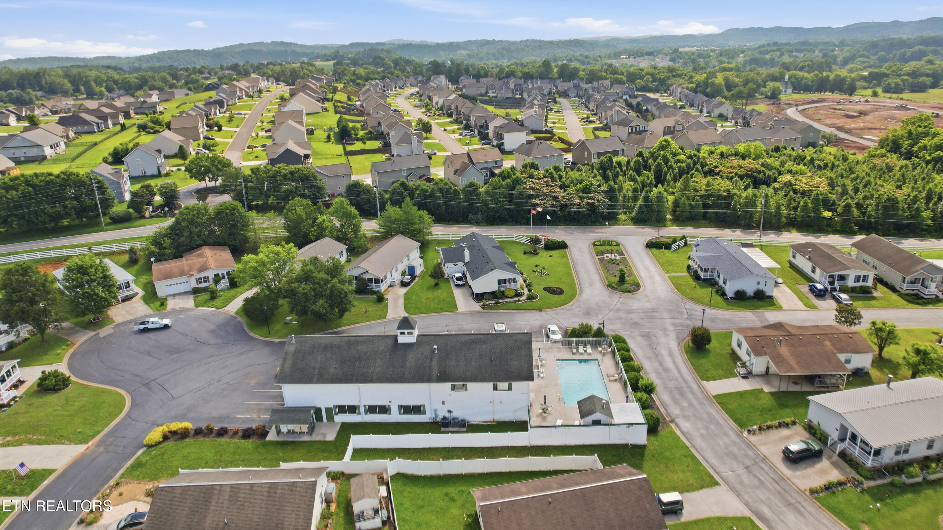 2509 Bay Meadows Way Sevierville TN 37876