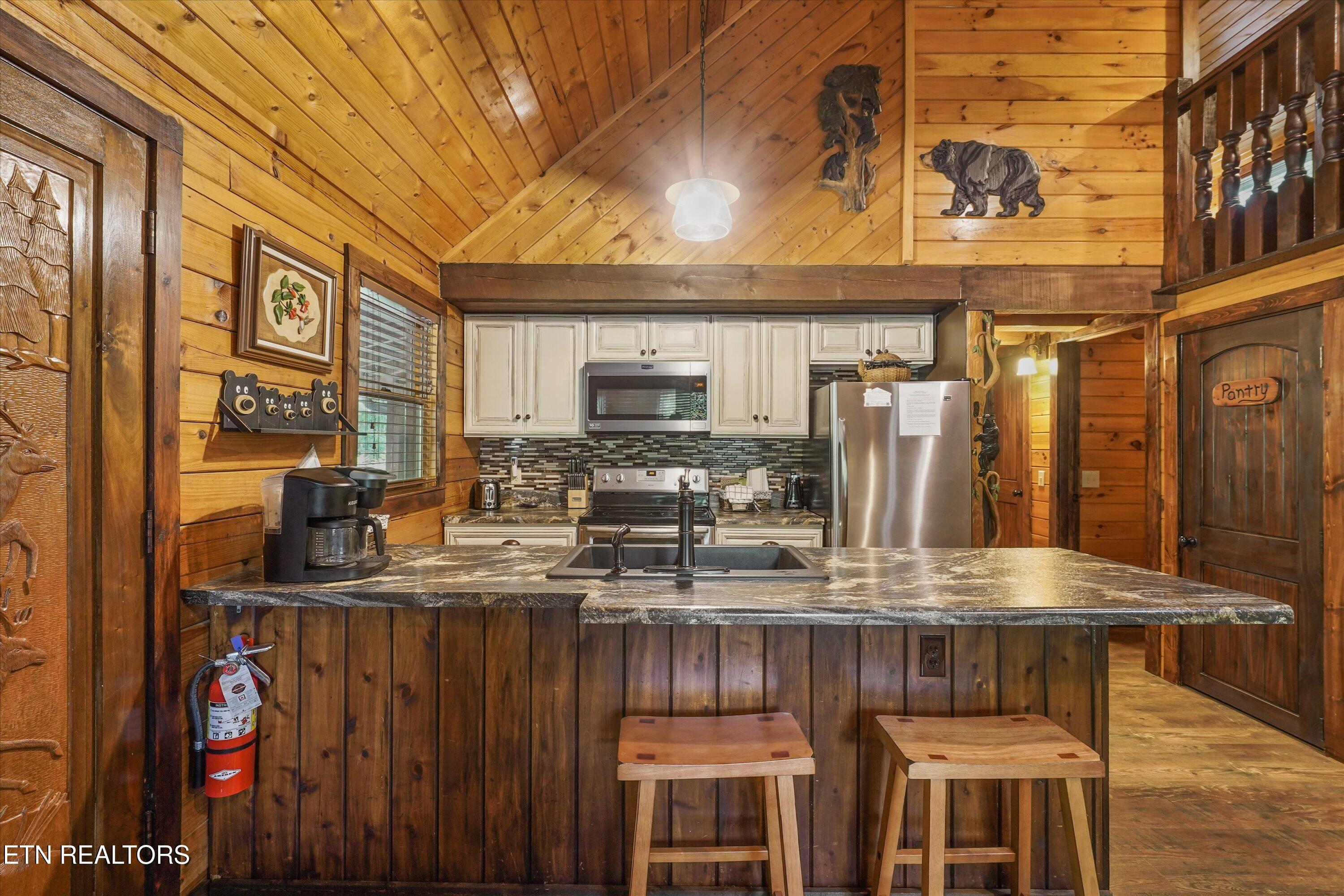 2308 Hidden Mountain Road Sevierville TN 37876