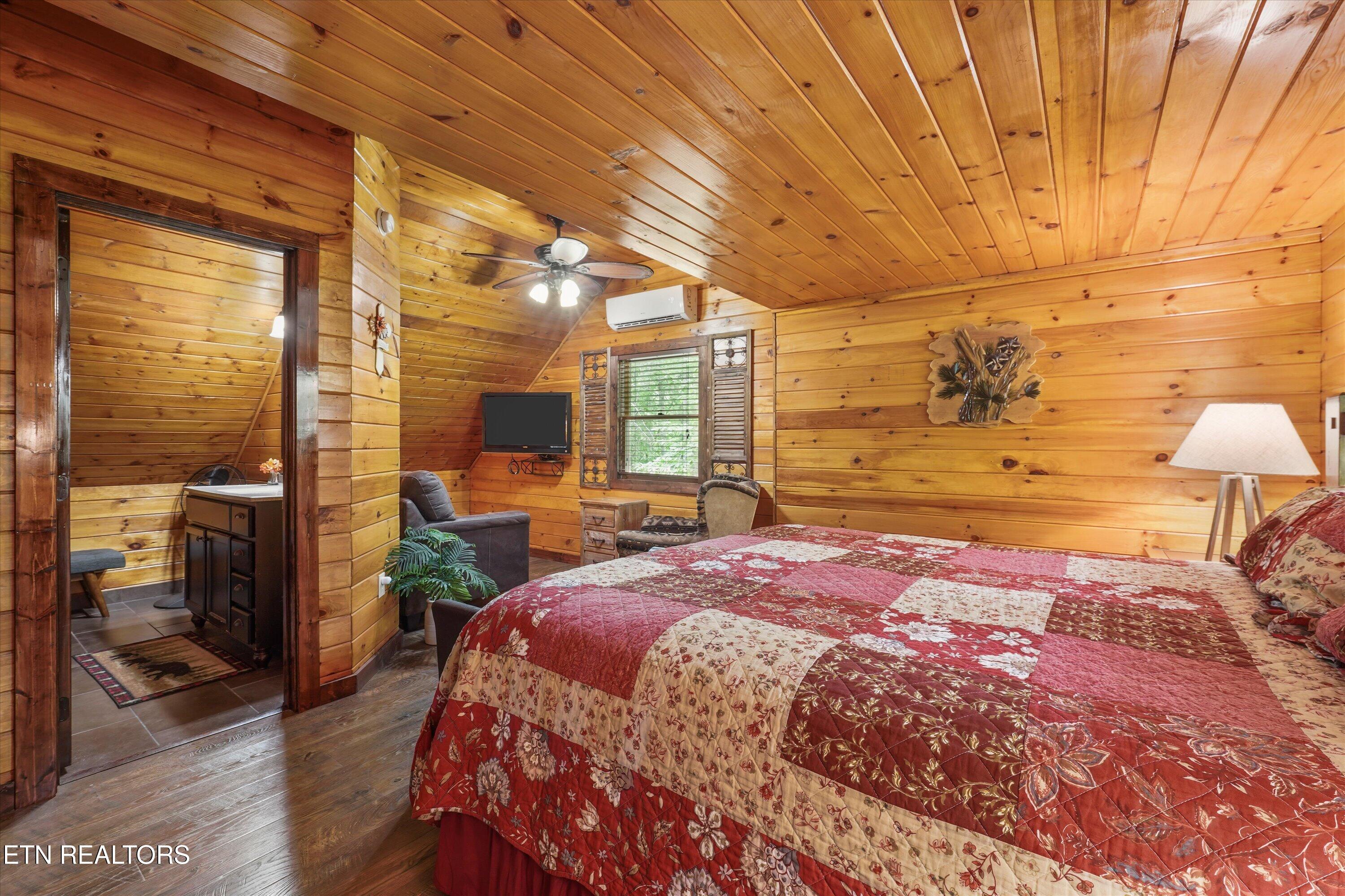 2308 Hidden Mountain Road Sevierville TN 37876