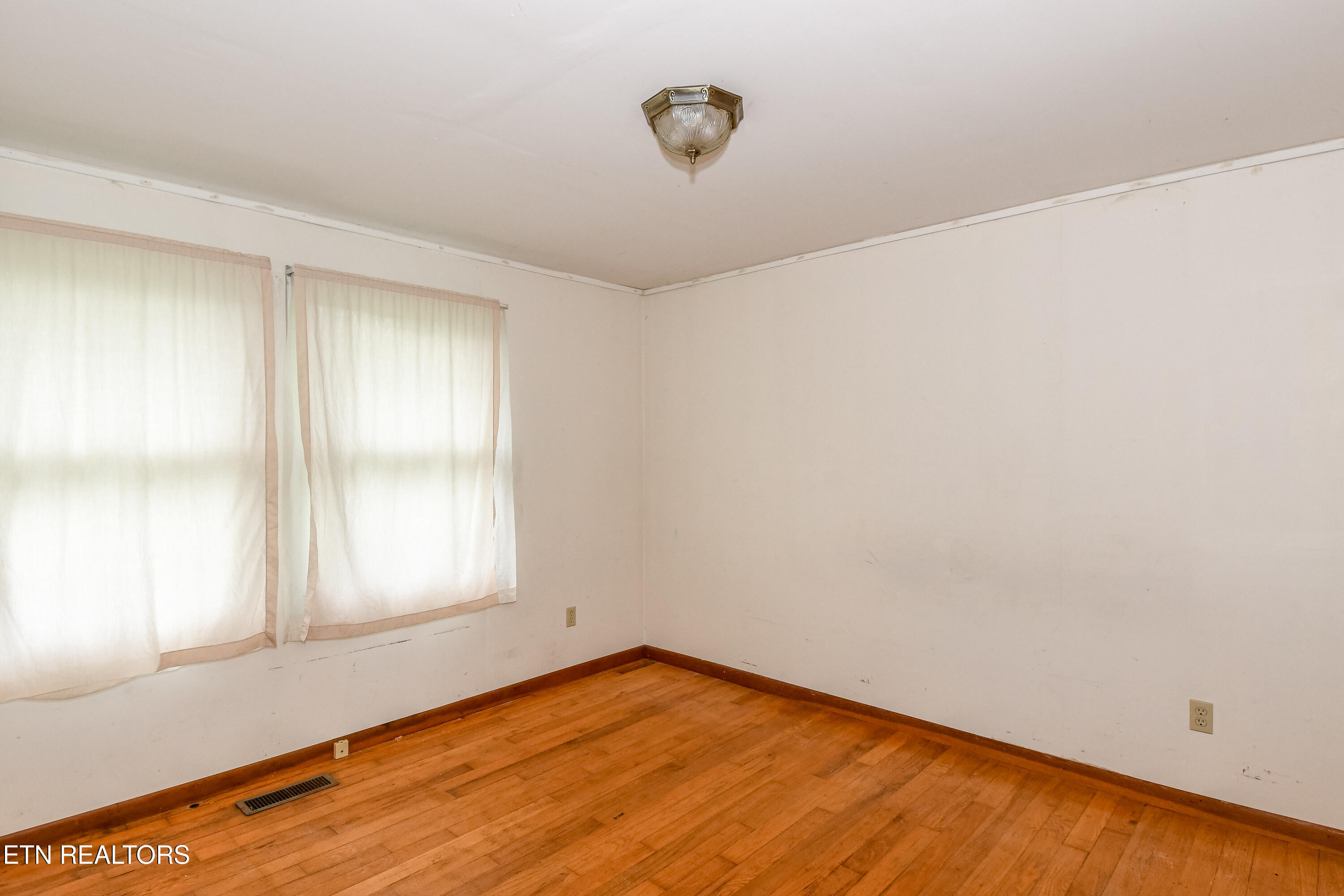 206 Main Road Maryville TN 37804