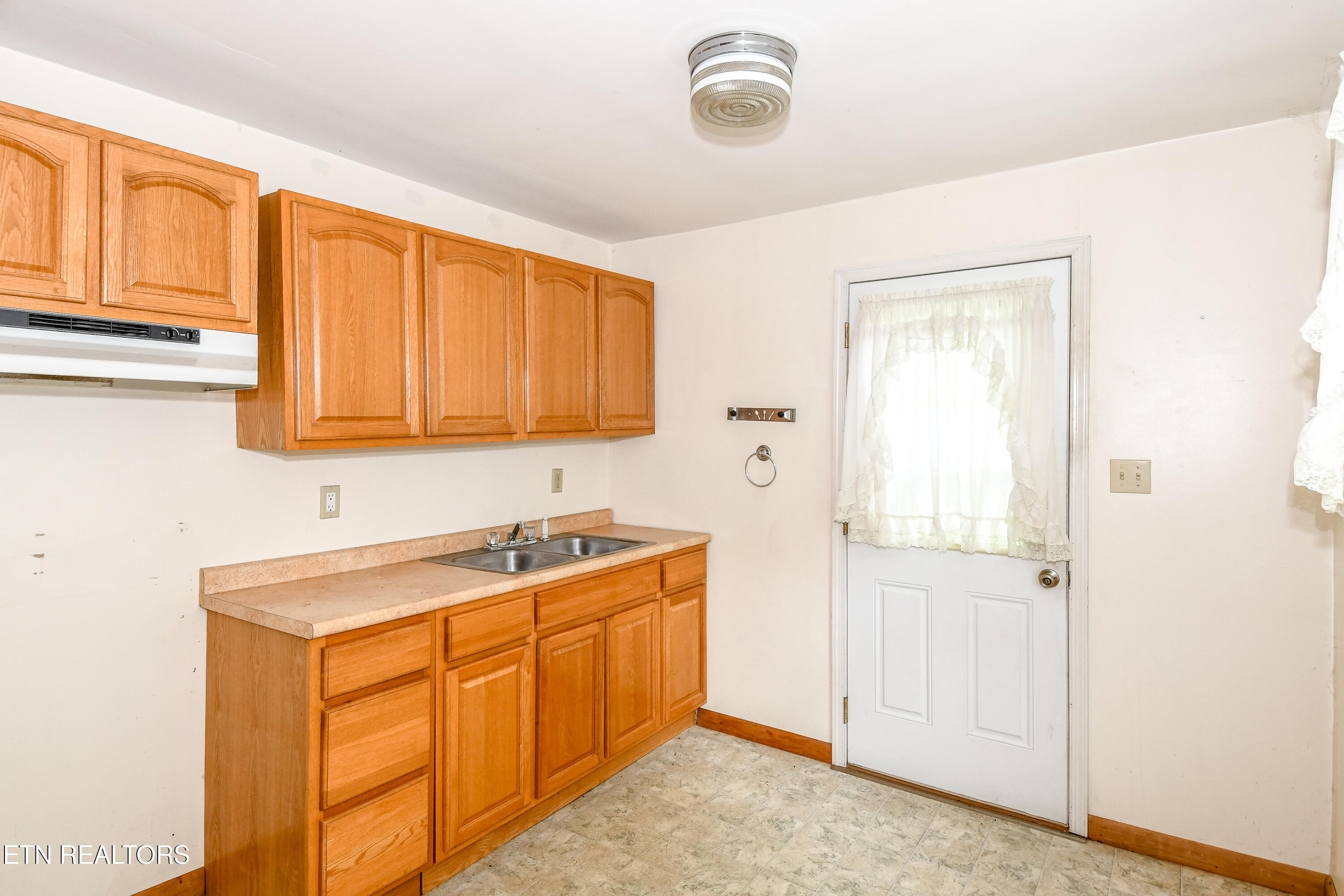 206 Main Road Maryville TN 37804