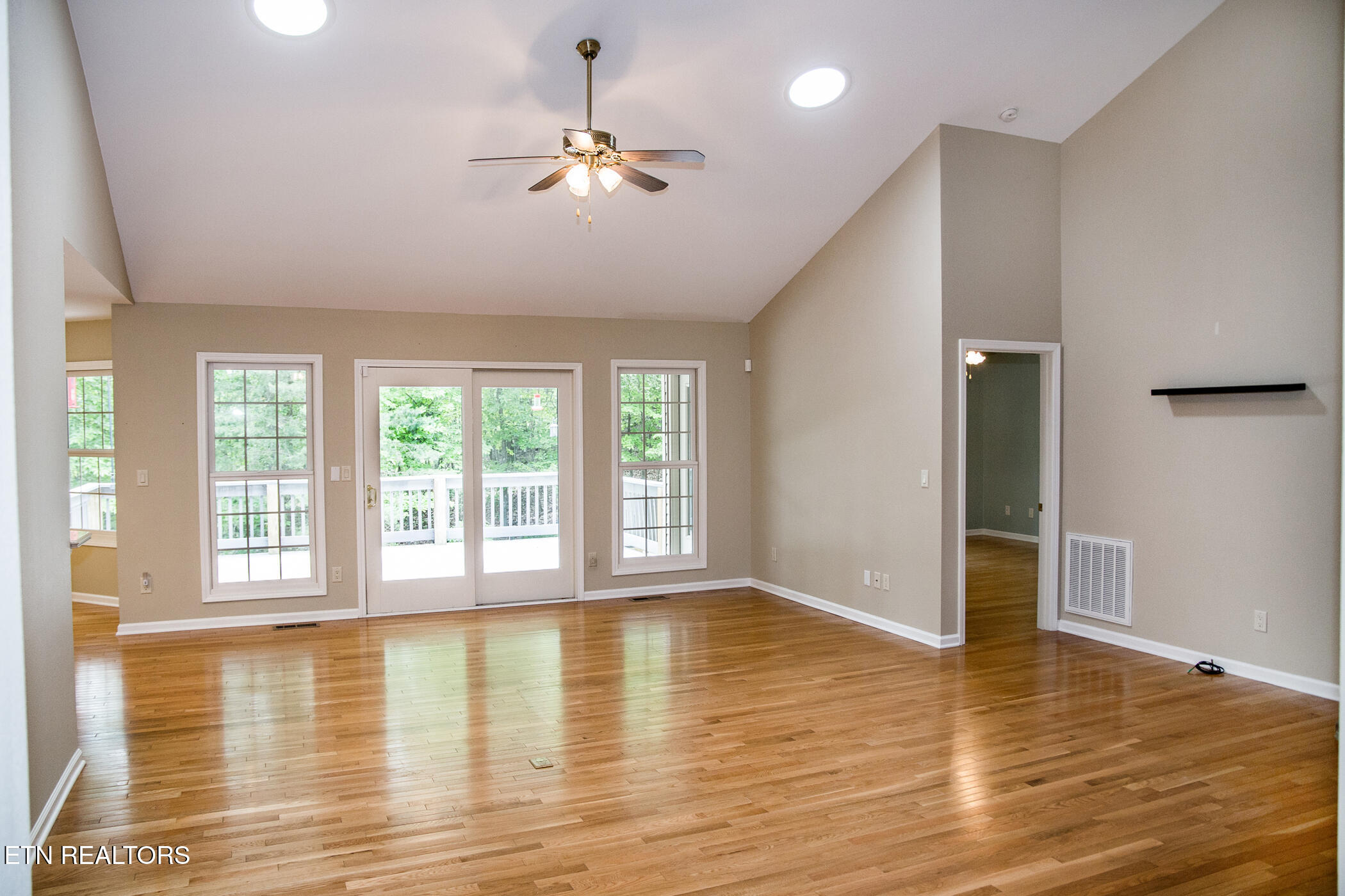 14 Northridge Terrace Crossville TN 38558