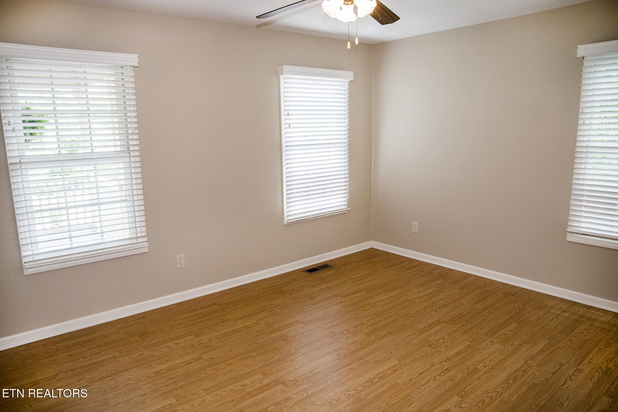 14 Northridge Terrace Crossville TN 38558