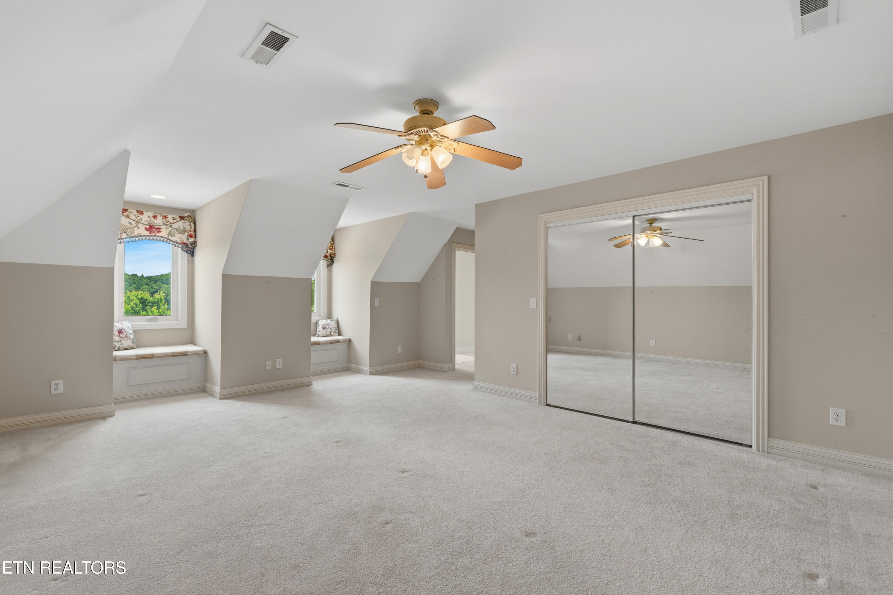 310 Pineberry Drive Vonore TN 37885