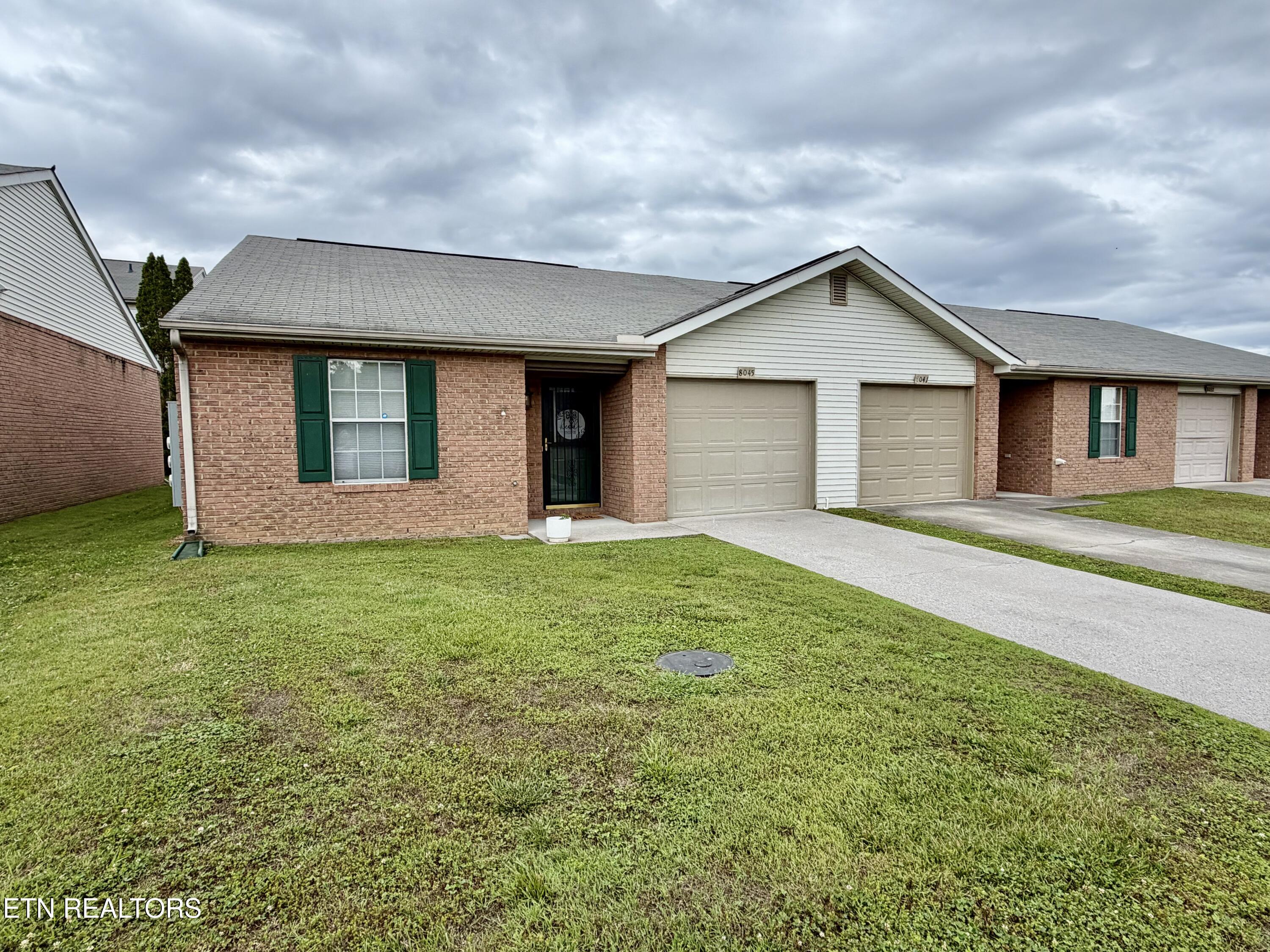 8045 Stablegate Way Powell TN 37849