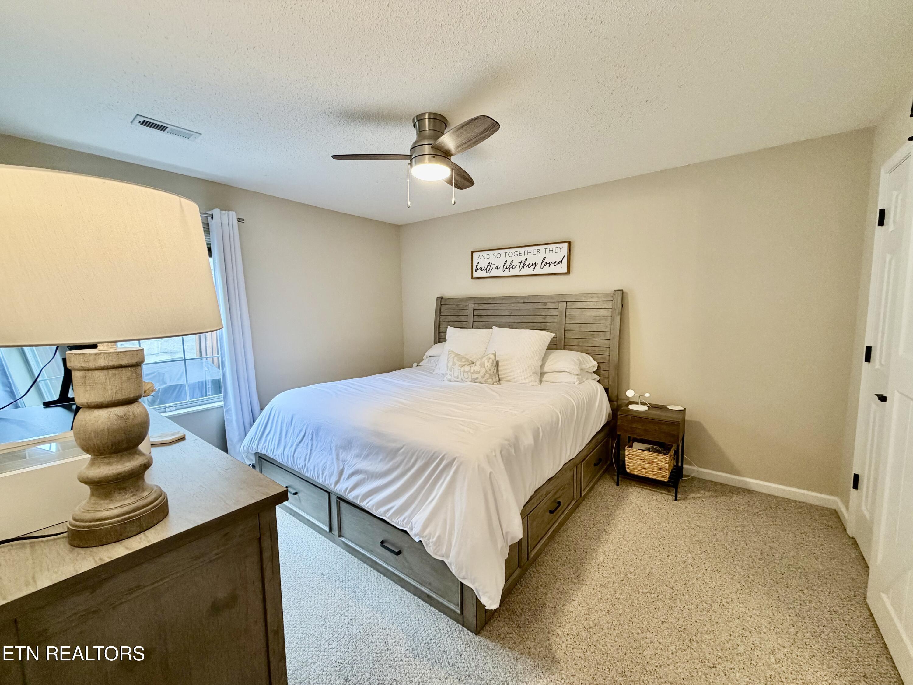 8045 Stablegate Way Powell TN 37849