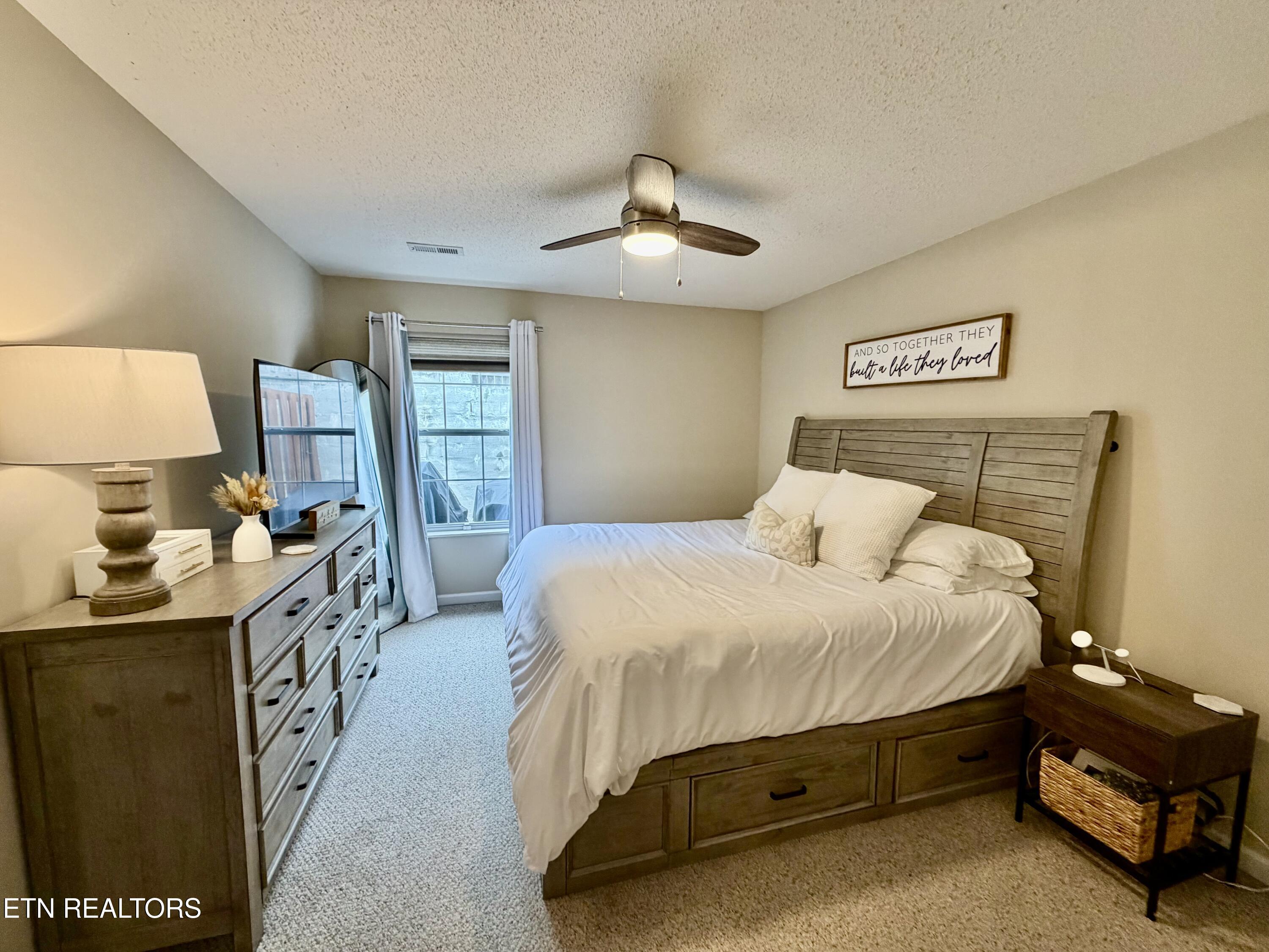 8045 Stablegate Way Powell TN 37849