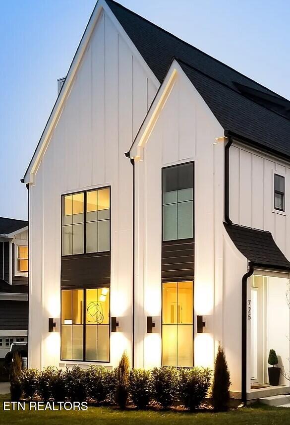 725 Park Circle Nashville TN 37205