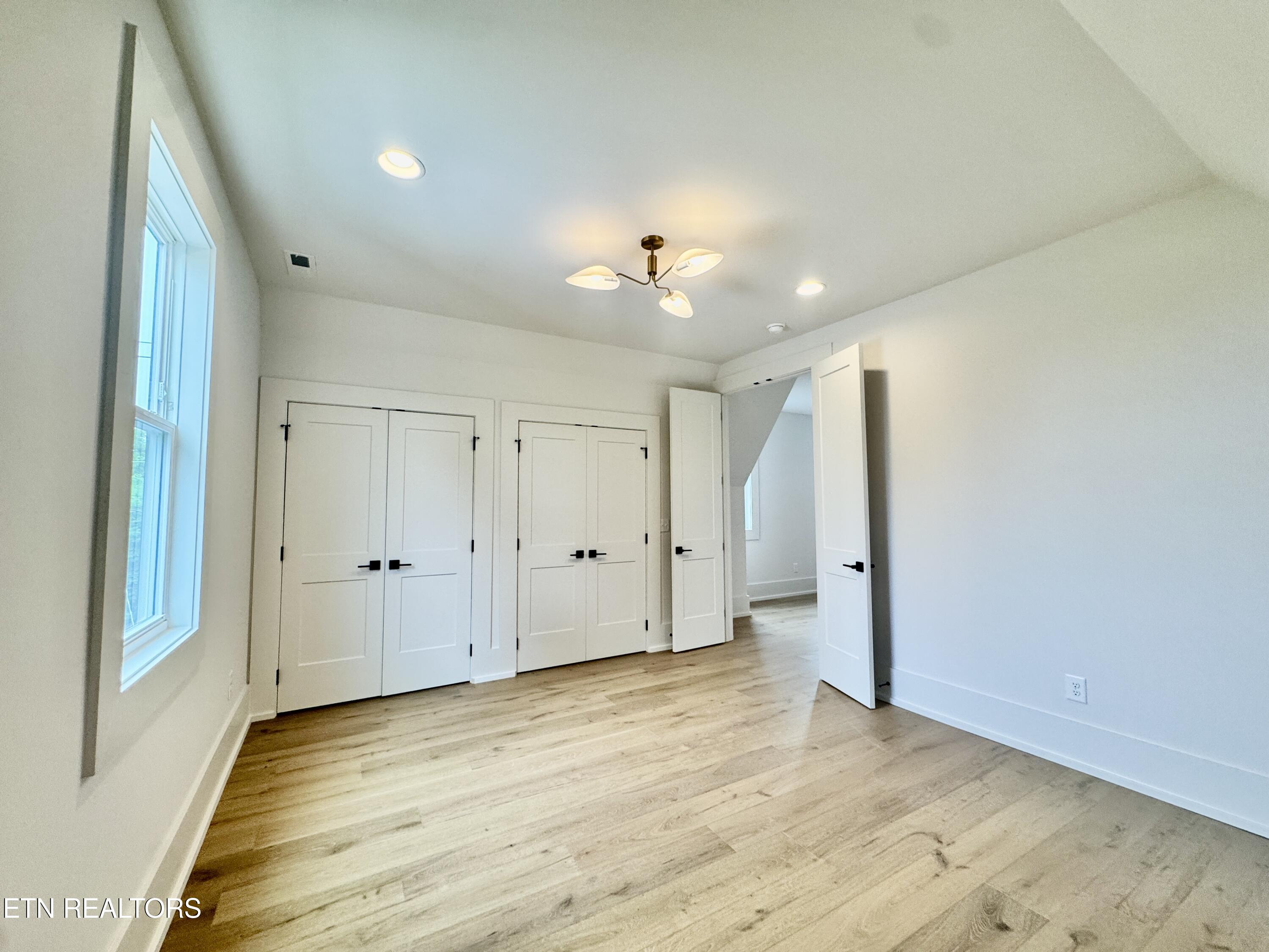 725 Park Circle Nashville TN 37205