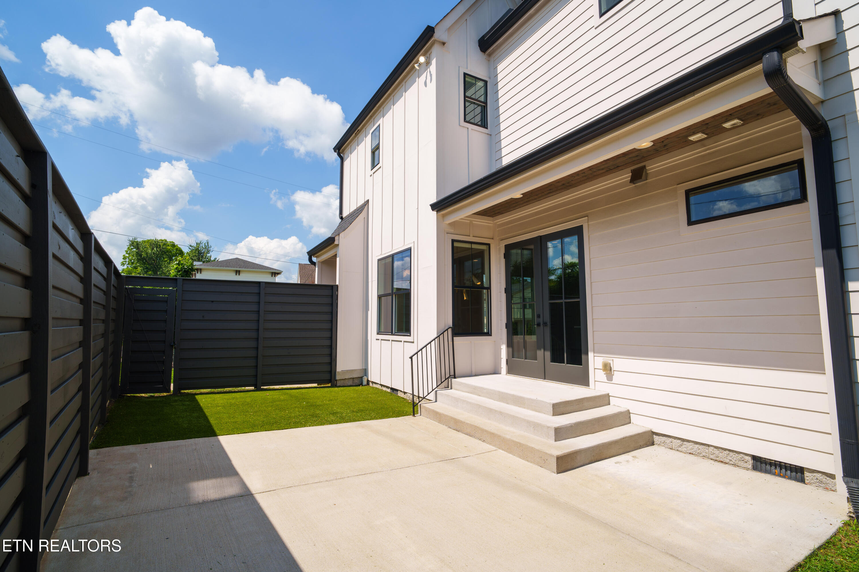 725 Park Circle Nashville TN 37205
