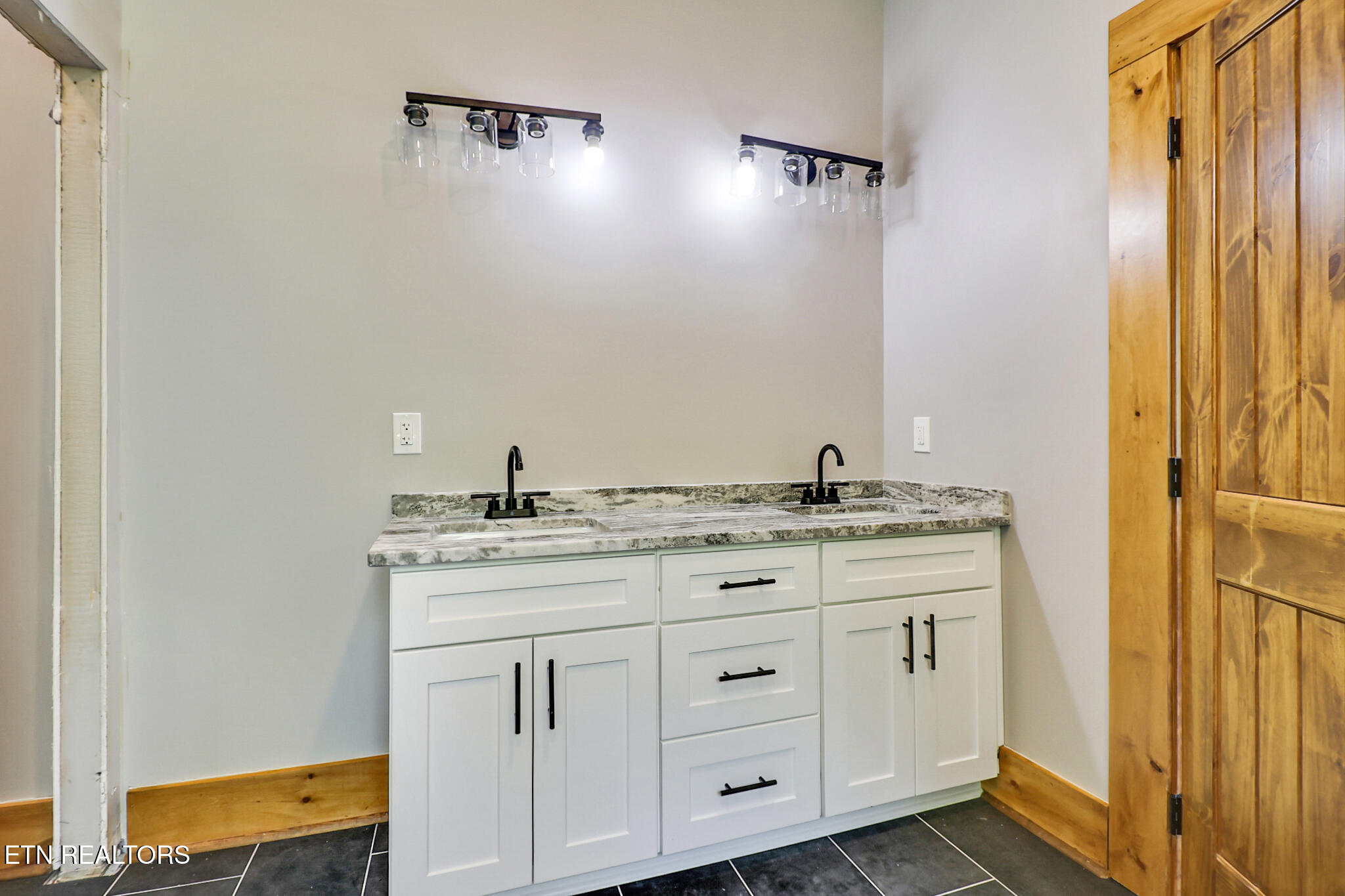 1950 Spurling Road Sevierville TN 37862