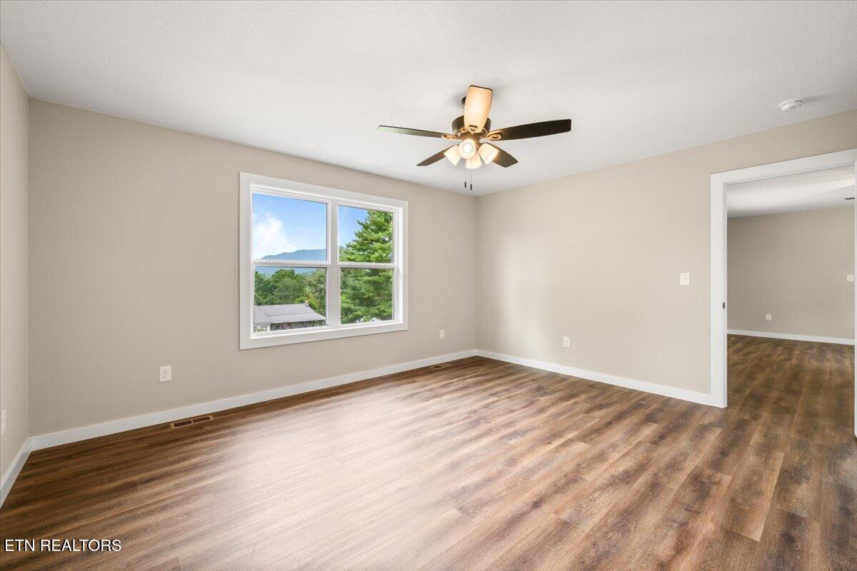 309 Valley View Road Lafollette TN 37766