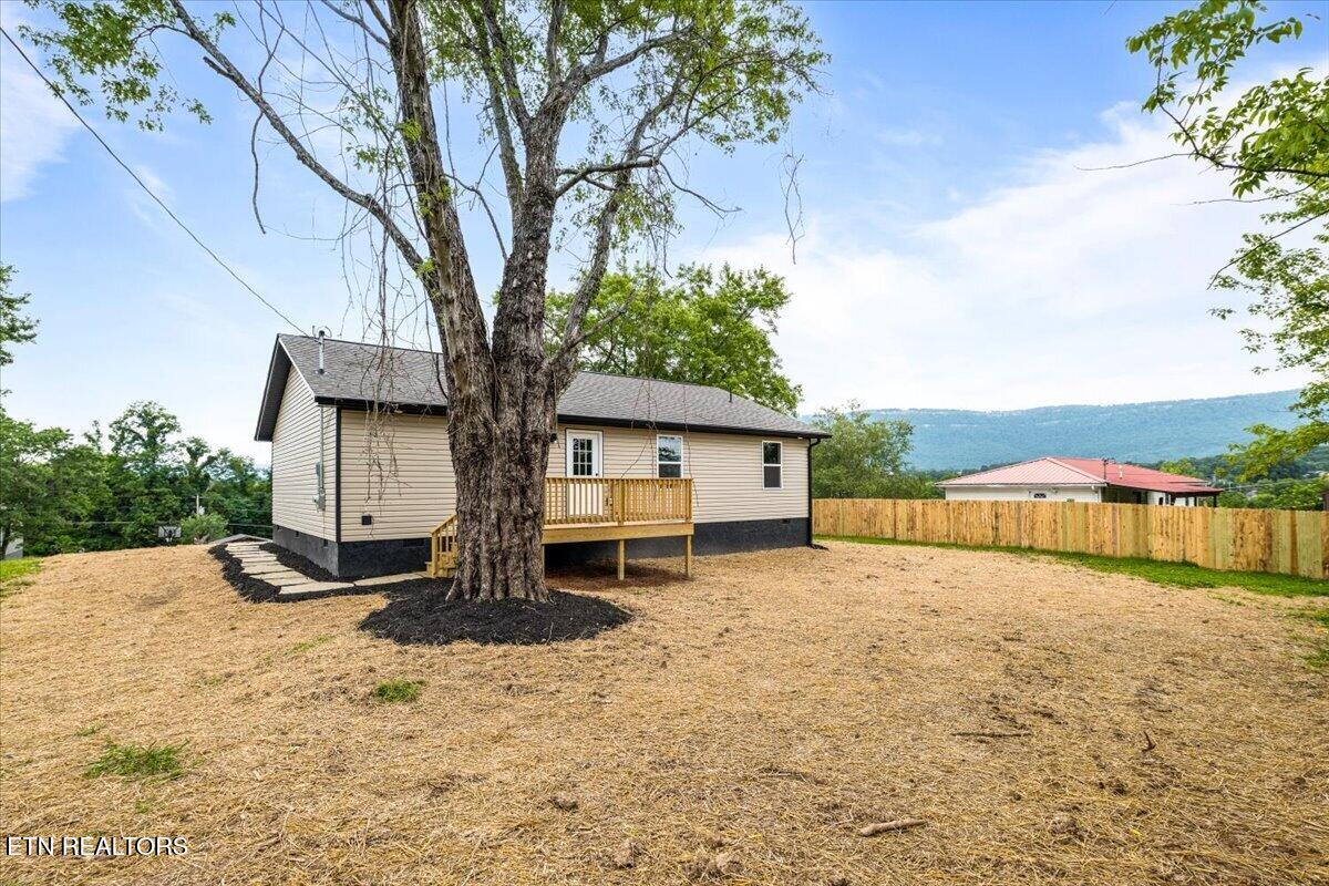 309 Valley View Road Lafollette TN 37766