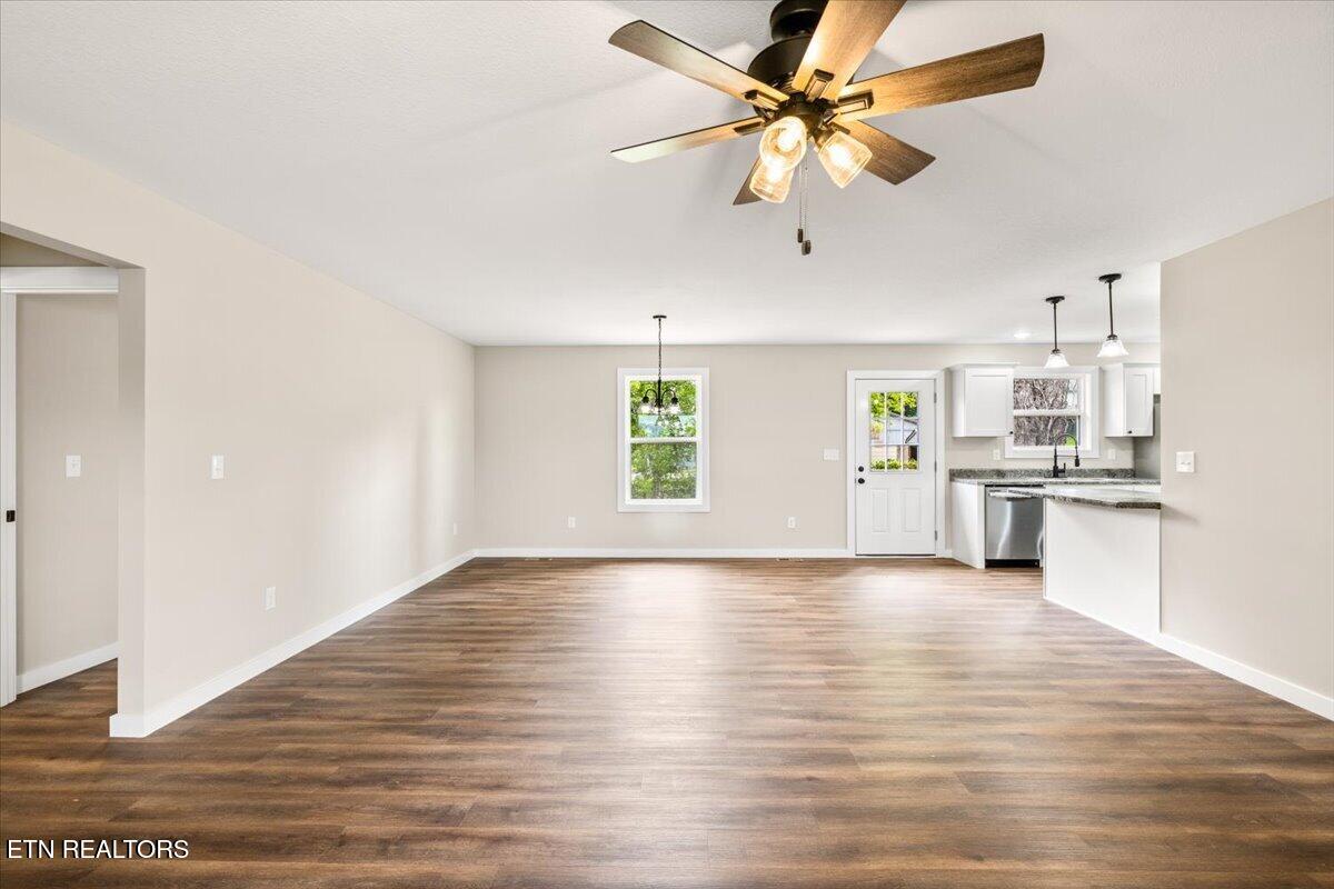 309 Valley View Road Lafollette TN 37766